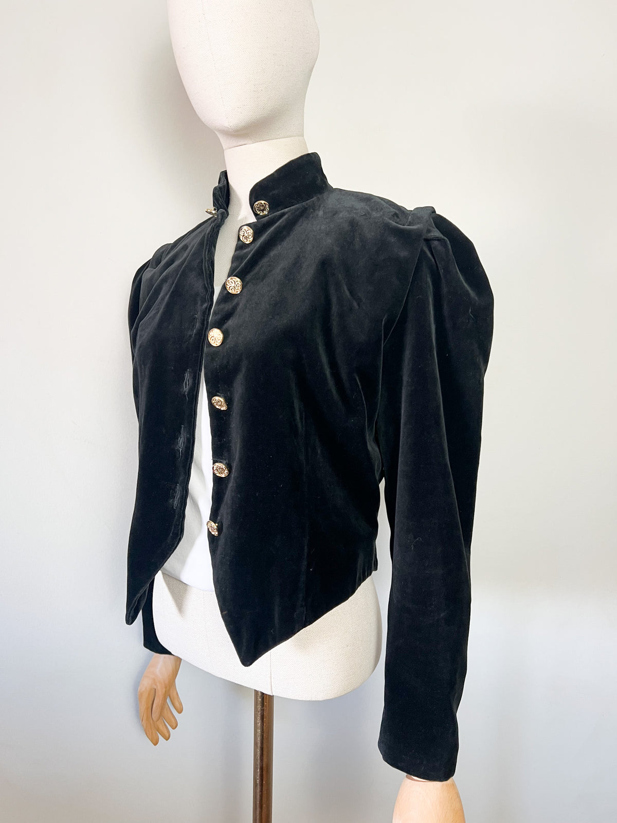 Veste courte officier vintage 80s en velours noir Made in France (T38)