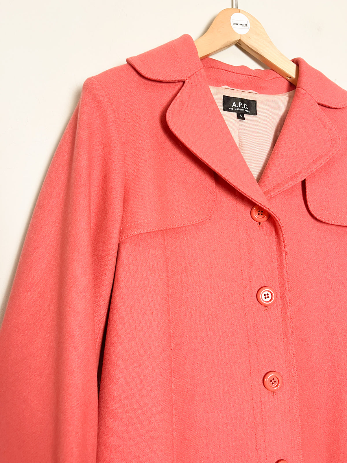 Manteau 3/4 en pure laine saumon A.P.C. — Inspiration vintage Sixties (T. S)