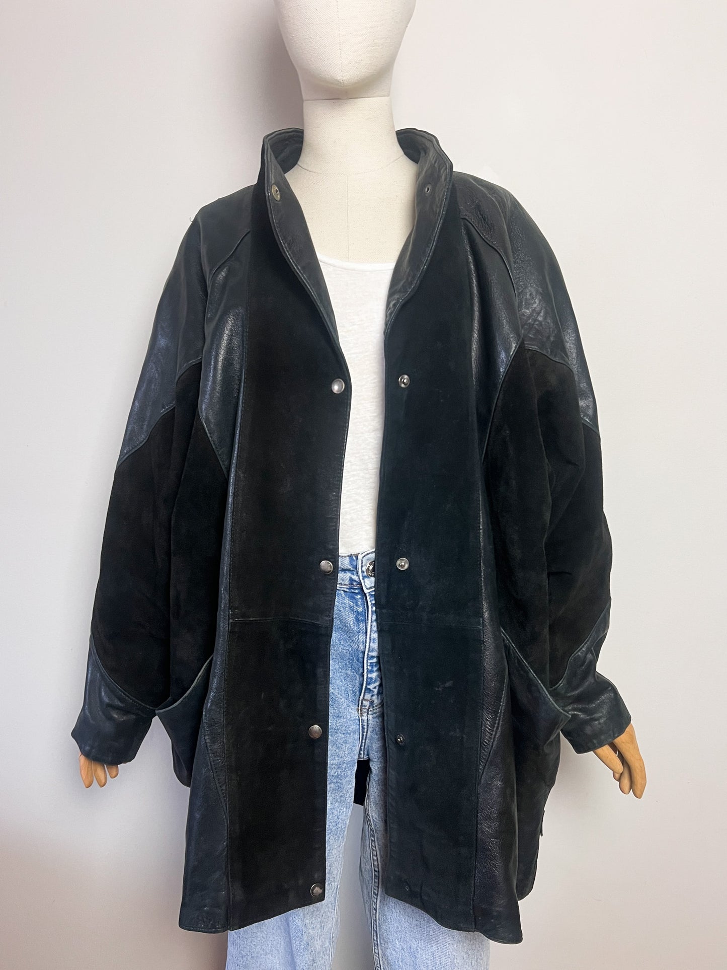 Manteau Cuir Vintage Années 80/90 -Noir- Oversize & Chauve-Souris - Roman Quovadis - T. L/XL