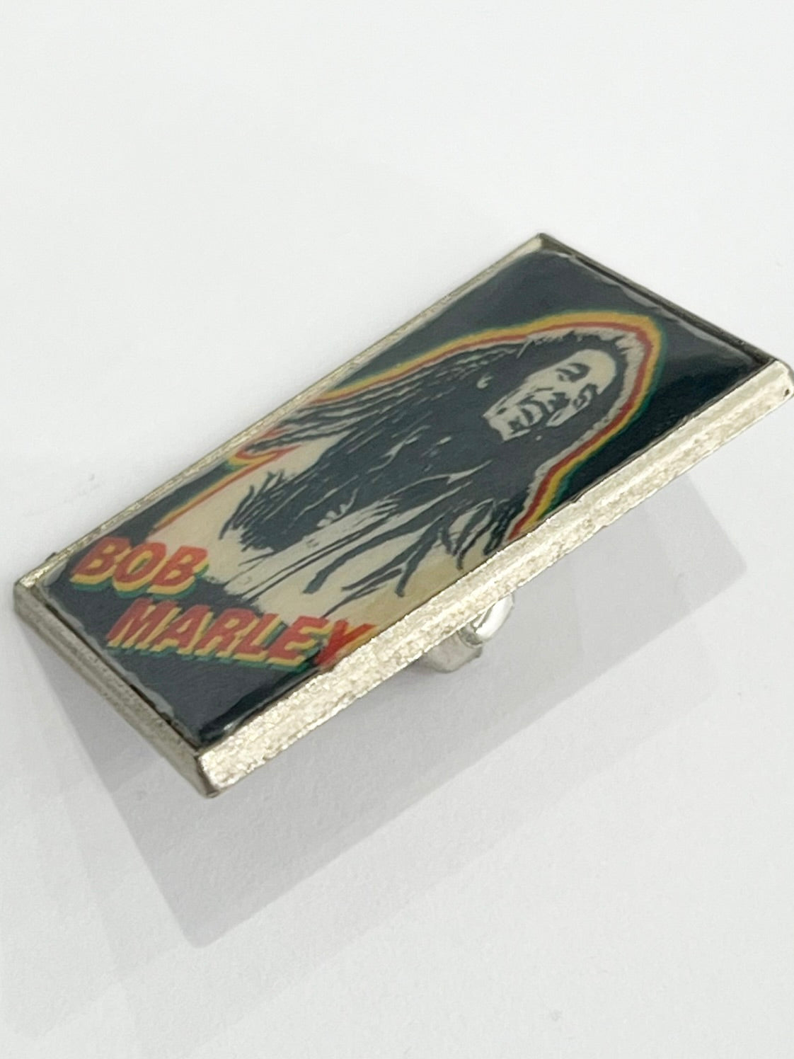 Pin's vintage Bob Marley rasta rectangulaire sous résine — Années 80/90