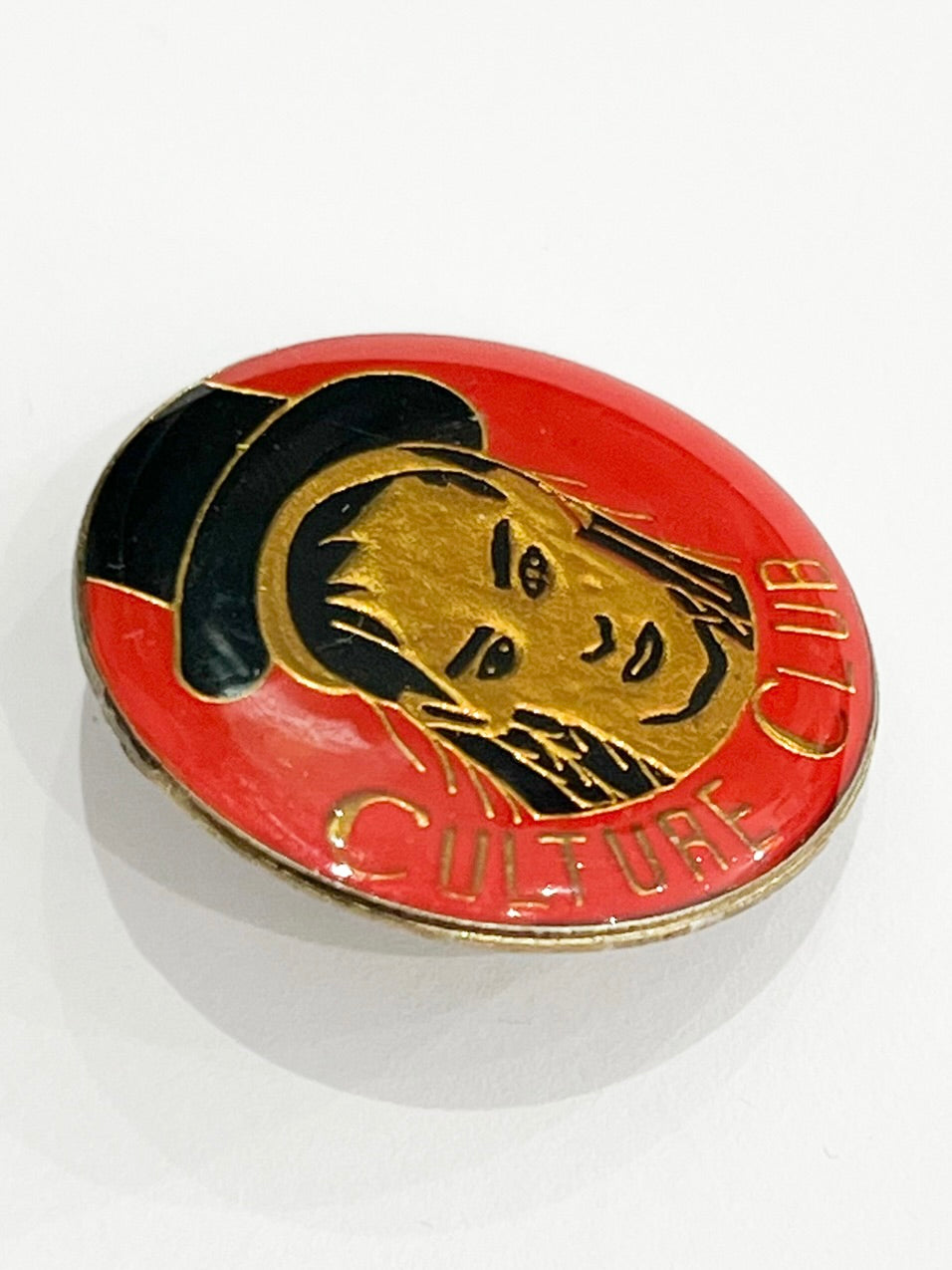Pin's vintage Années 80 Culture Club Boy George rond s