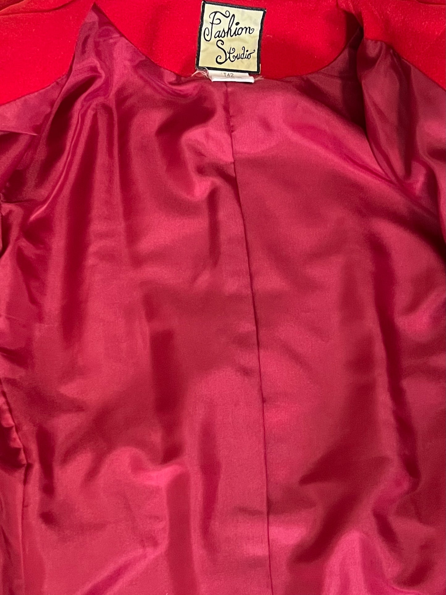 Veste Courte Laine Rouge Vintage Années 90 - Coupe Cintrée- Fashion Studio - T40/42