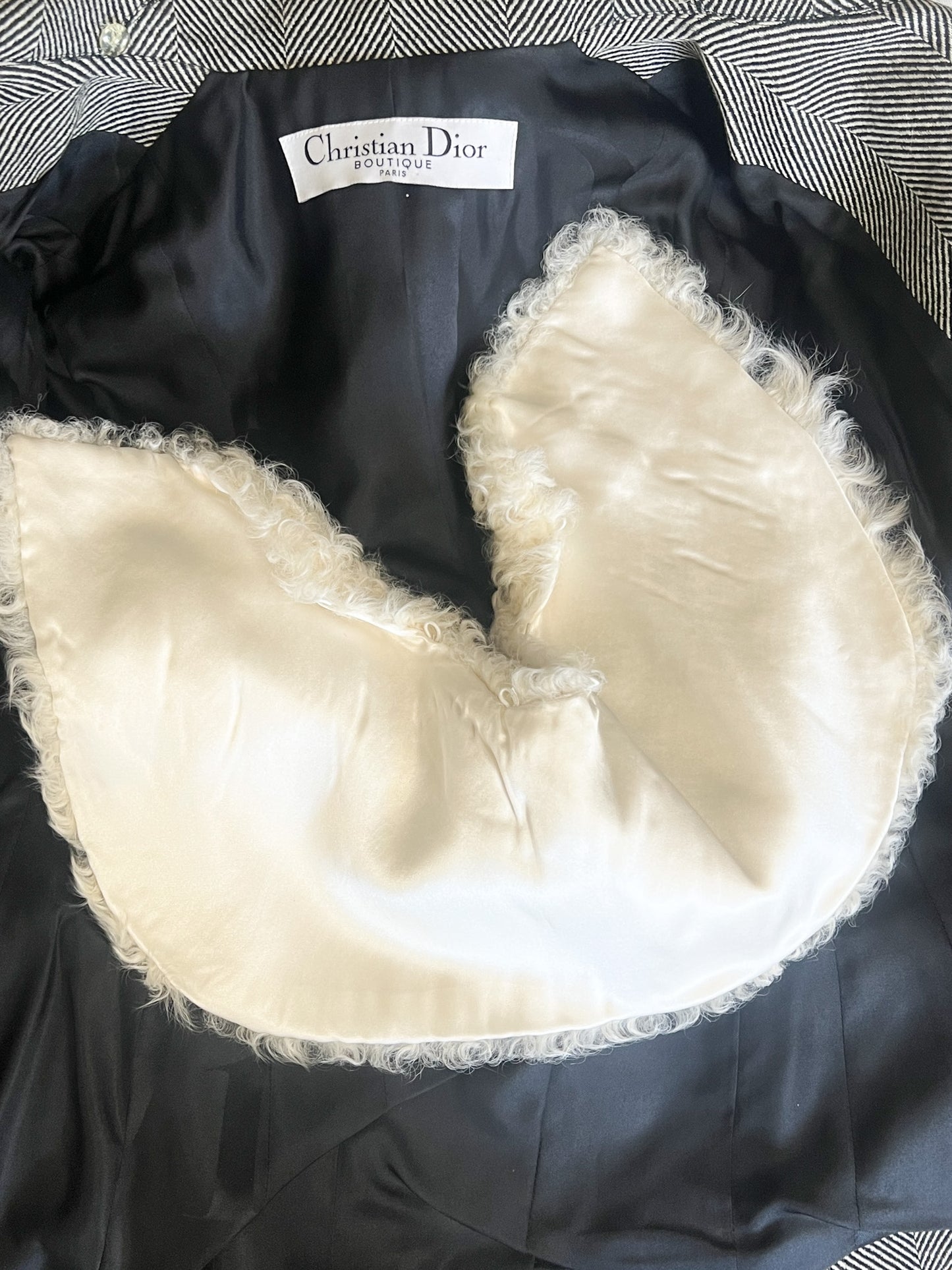 Veste CHRISTIAN DIOR BOUTIQUE (Période John Galliano) - 100% Laine Vierge & Soie - Col Kalgan Amovible - Made in France - Taille 36 FR