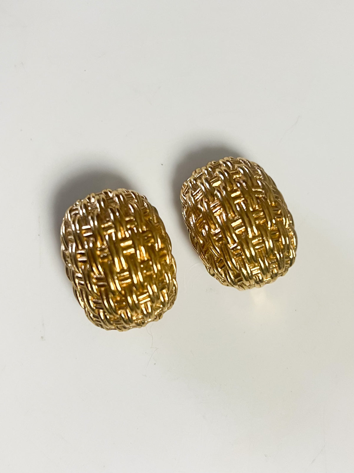 Boucles d'oreilles clips vintage Christian Dior Germany — Métal doré tressé — 80s/90s