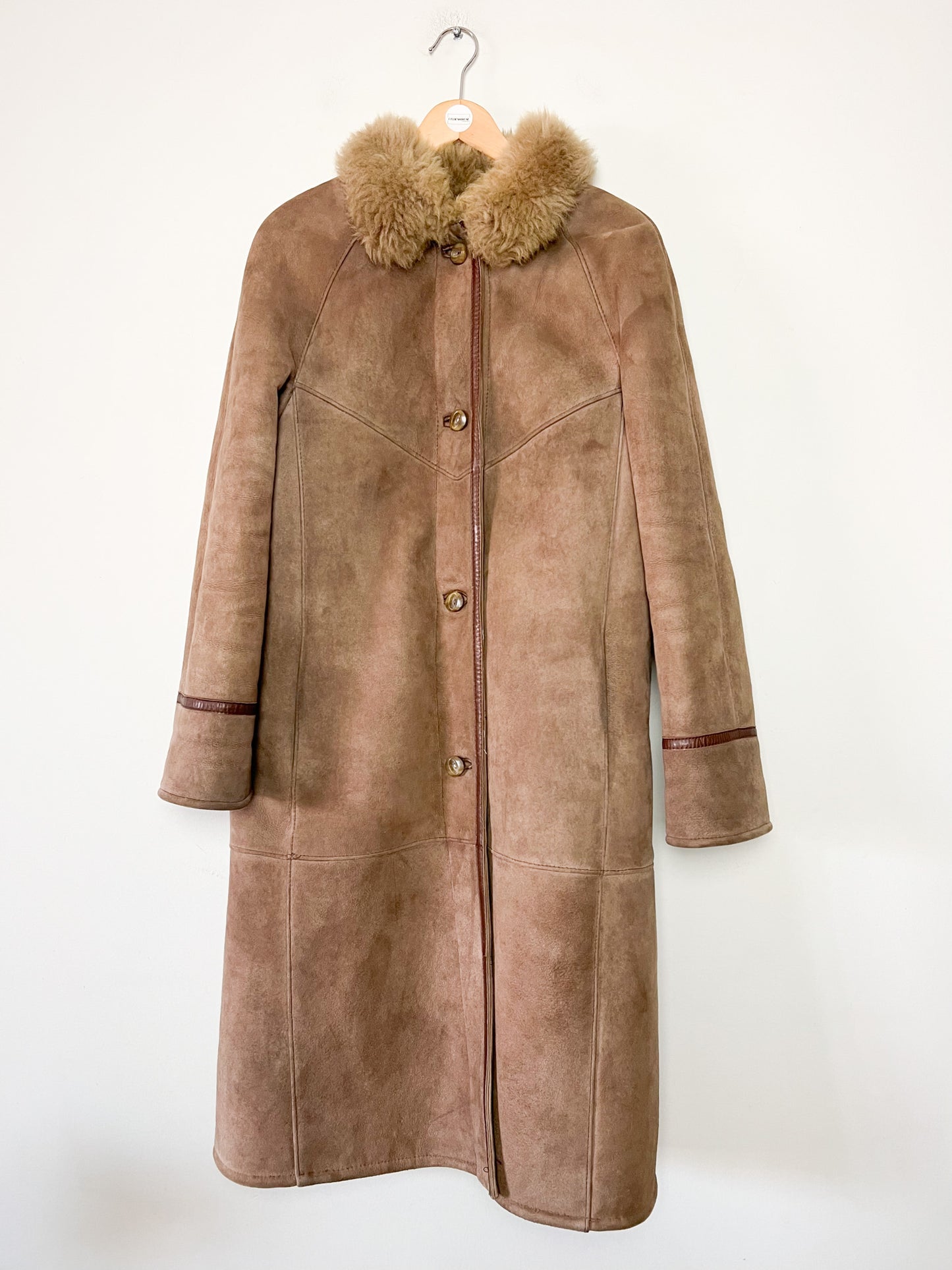 Manteau Long en Peau Lainée Véritable Vintage Années 70- Made in France– T 36