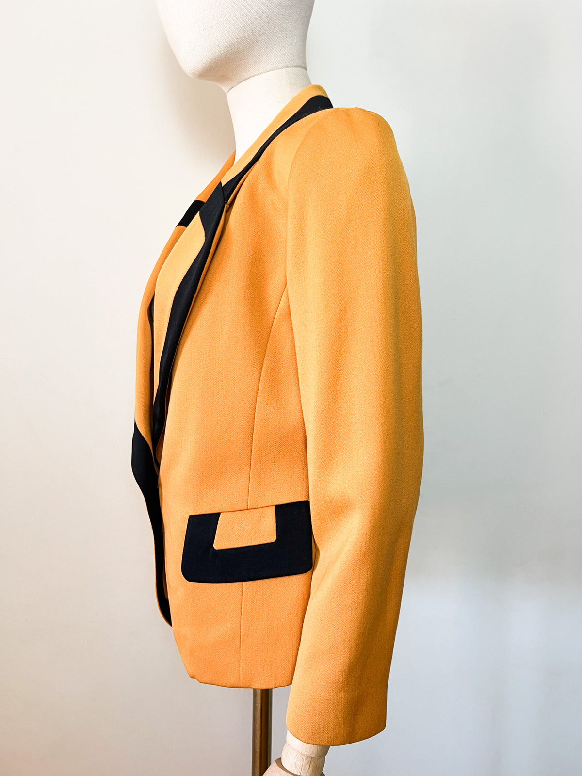 Veste de tailleur vintage années 80s moutarde & col noir 100% Pure Laine Electre Paris Taille 38/40