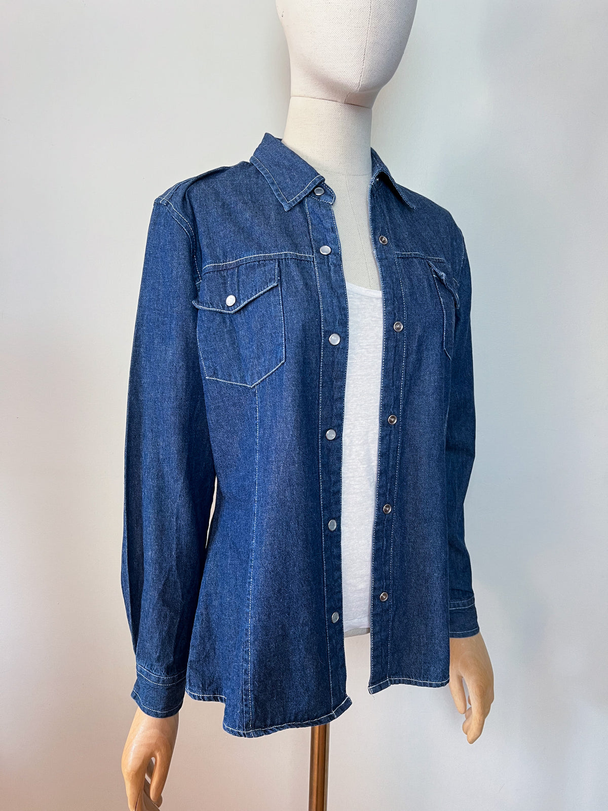 Chemise / surchemise en jean vintage années 90 style western à pressions nacrées — Taille S (36/38)