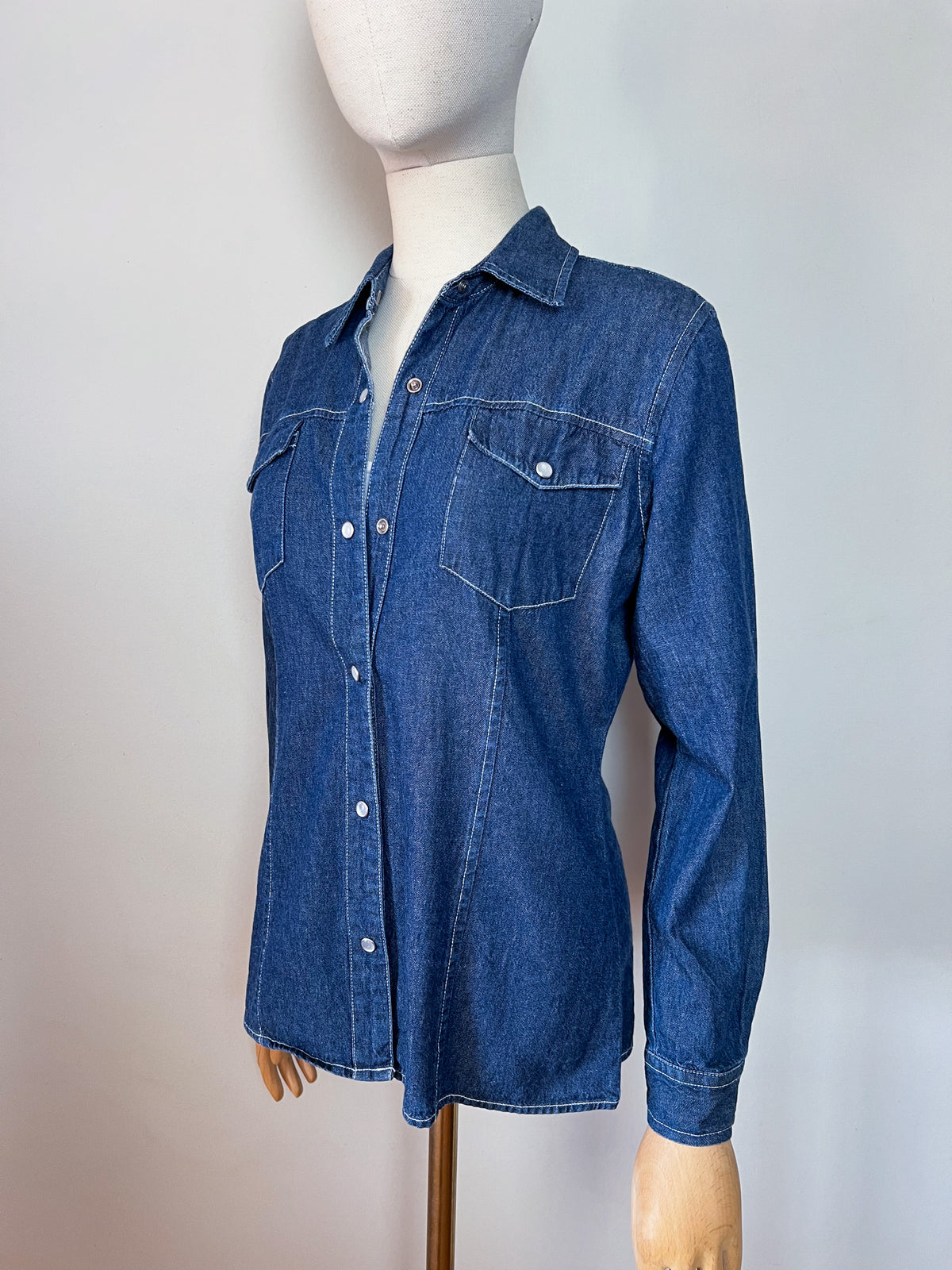 Chemise / surchemise en jean vintage années 90 style western à pressions nacrées — Taille S (36/38)