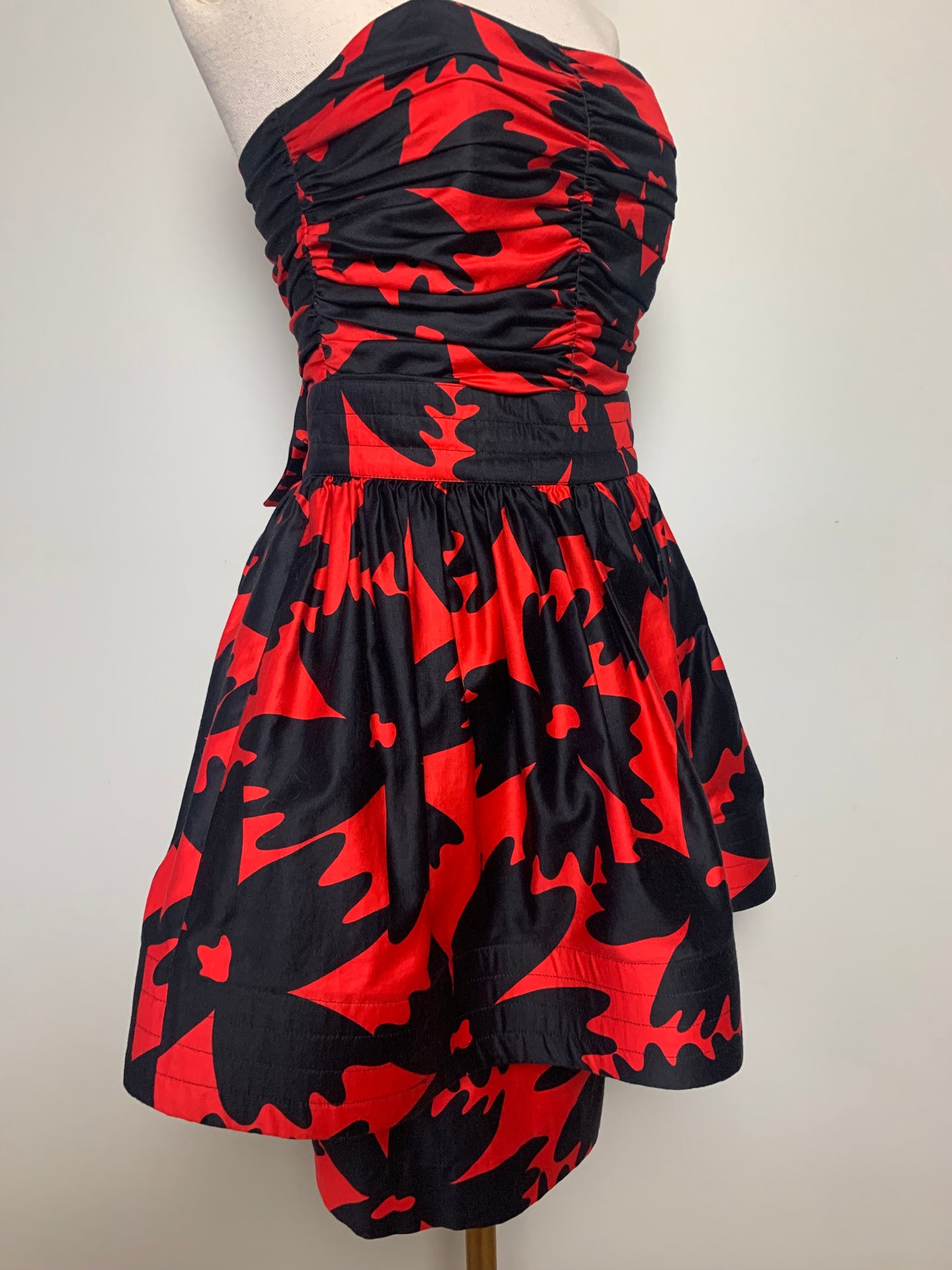 Robe bustier 2 en 1 noire et rouge vintage Lilian Fell