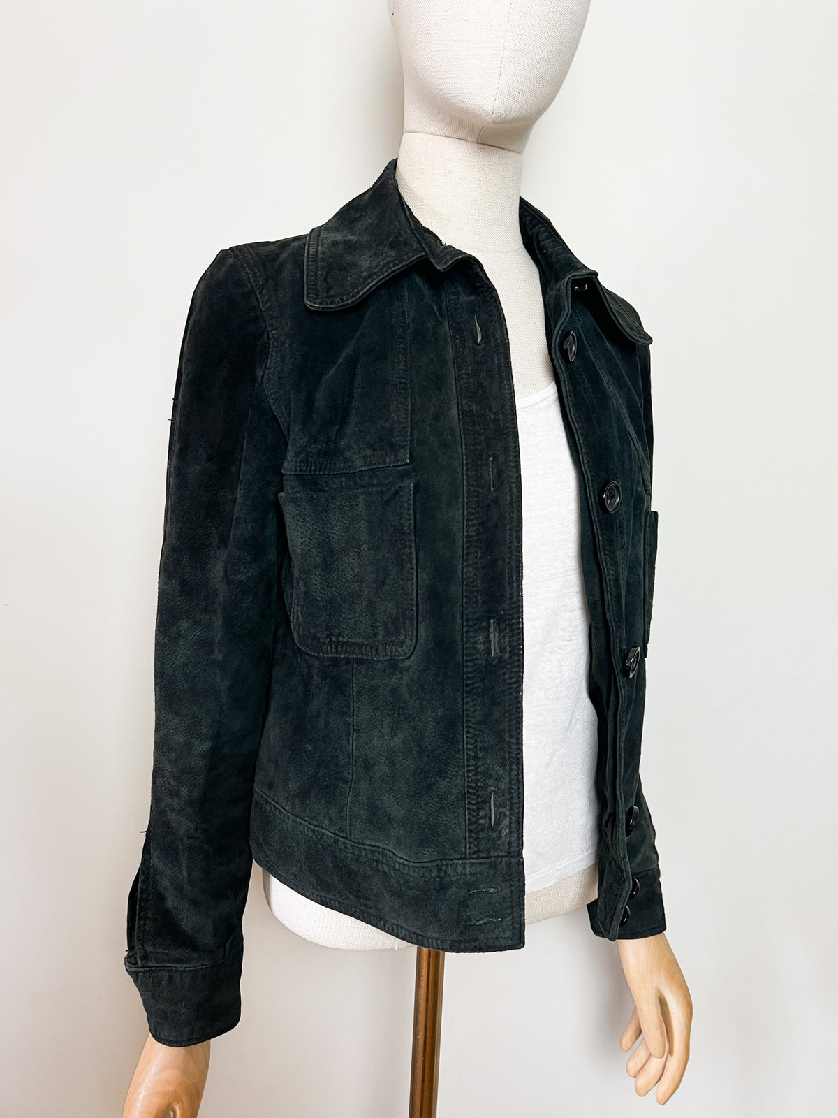 Veste courte en daim noir Zara Woman style rétro 70s 100% Croûte de cuir Taille 36