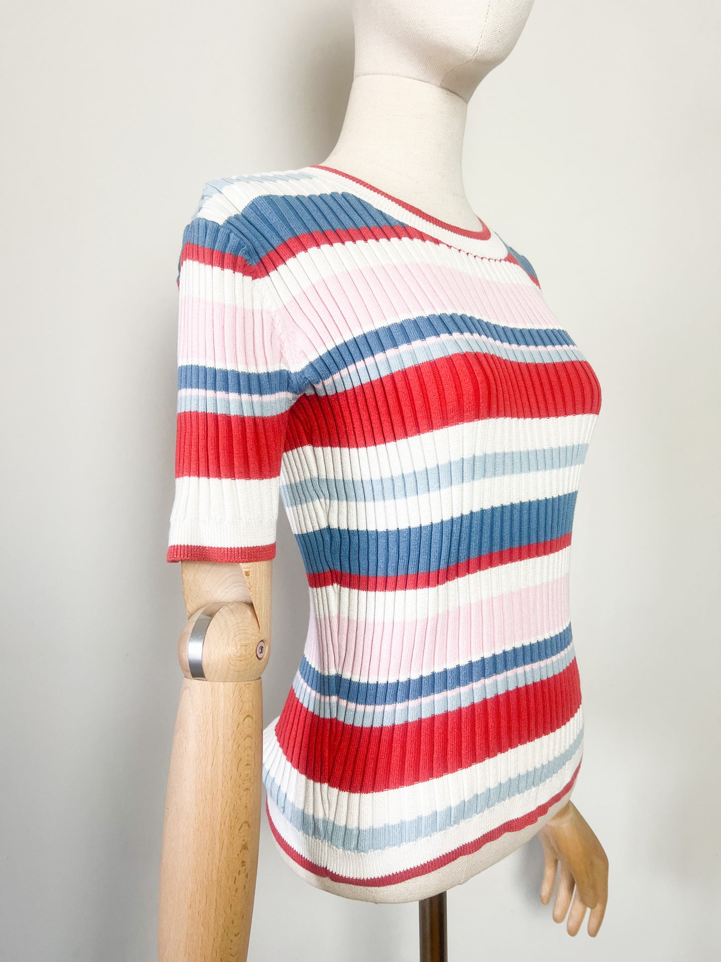 Top t-shirt manches courtes Irisé - Rayures Multicolores - Look Rétro - Marie Sixtine T36