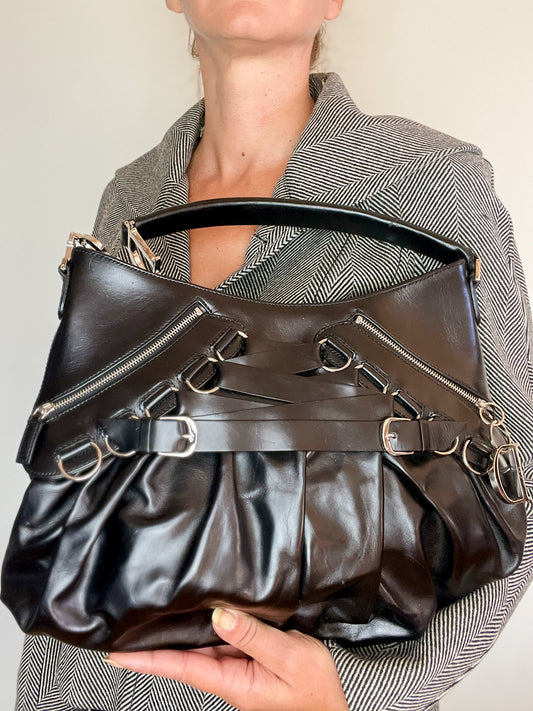 Sac à main CHRISTIAN DIOR "Ballet Corset" Période John Galliano - Cuir Noir - Zips & Sangles Multiples - Années 2000 - Pièce Archive