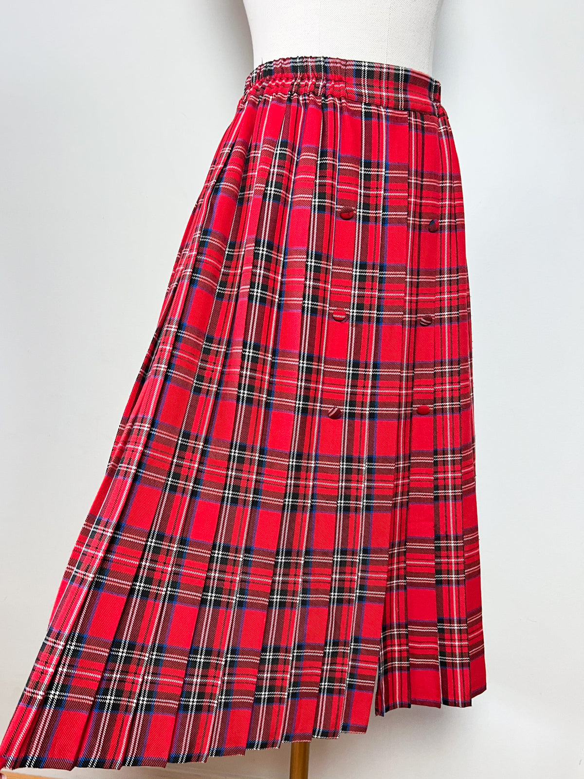 Jupe midi plissée vintage 70s 80s tartan rouge à boutons — Made in France — Taille 36/38