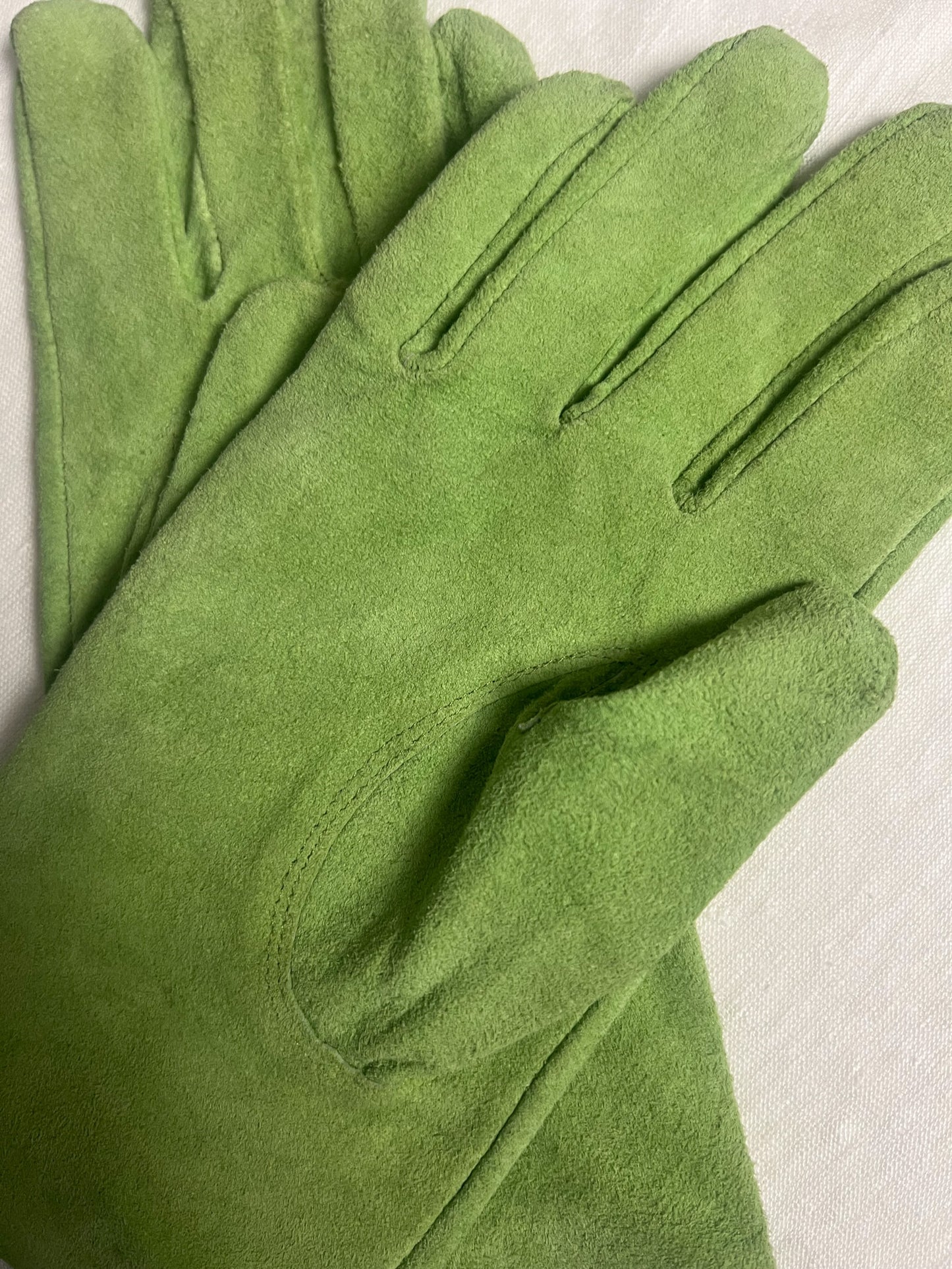 Gants Vintage en Croûte de Cuir Vert Amande - Doublés - T. 7 (S/M)