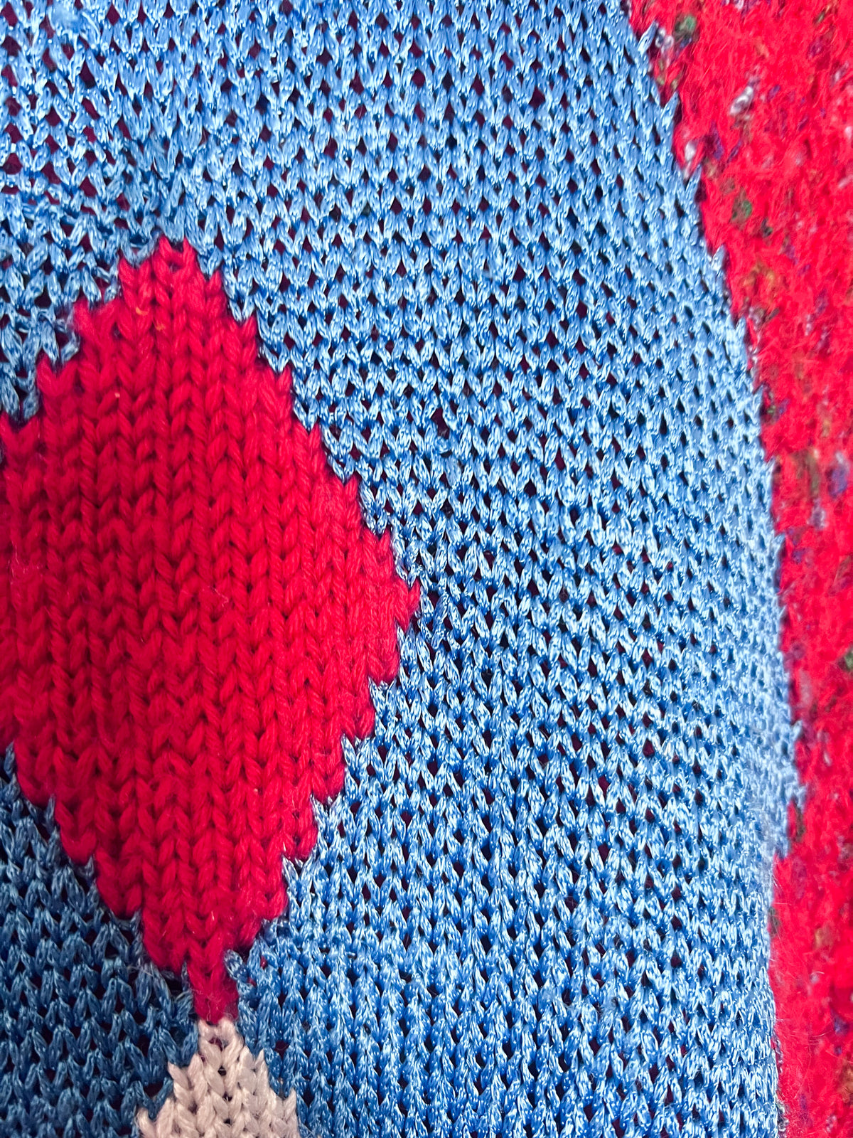 Pull vintage 80s rouge moucheté & motif géométrique losange tricoté main — Taille 38/40