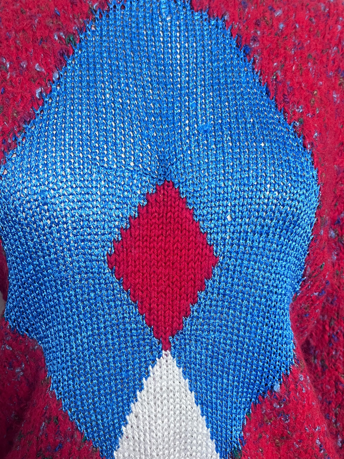 Pull vintage 80s rouge moucheté & motif géométrique losange tricoté main — Taille 38/40