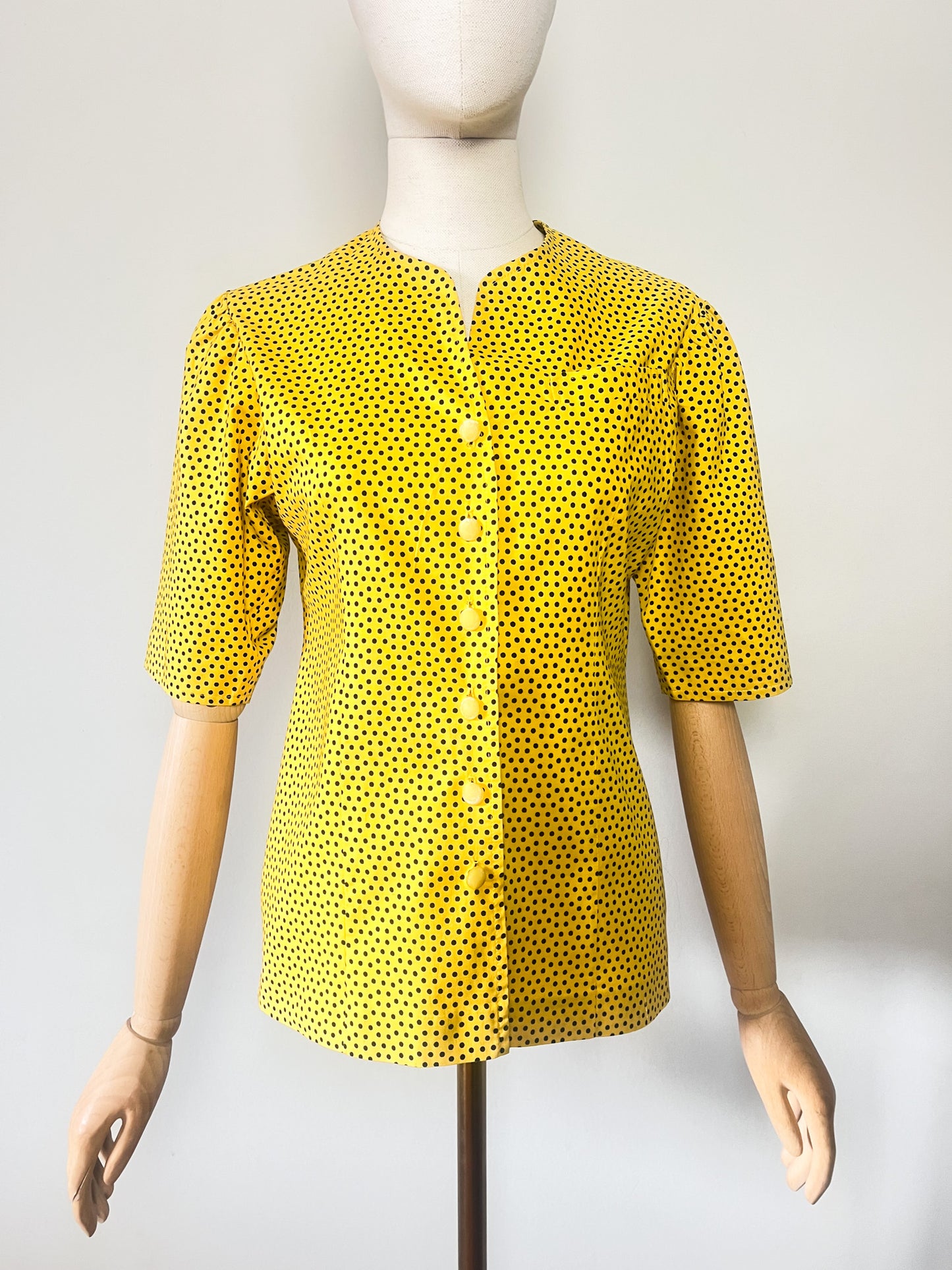 Blouse Vintage Années 80 Jaune "Sunny" à Pois Noirs - Coupe Cintrée boutonnée - T36/38