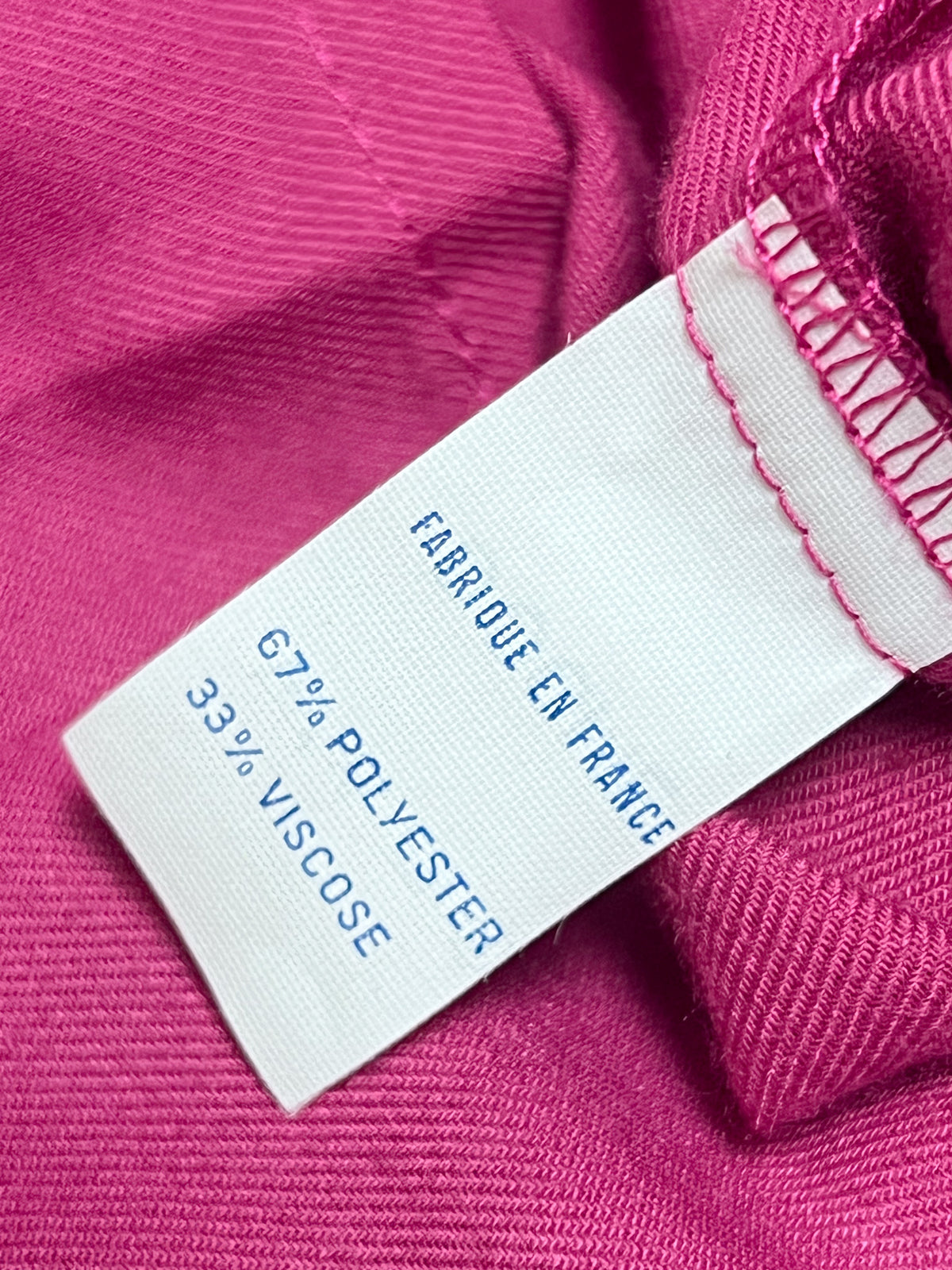 Blouse vintage 70s/80s Yves Dancourt Paris fuchsia — Col double collerette & boutons épaule — Modèle Dogme — Made in France — Taille 36