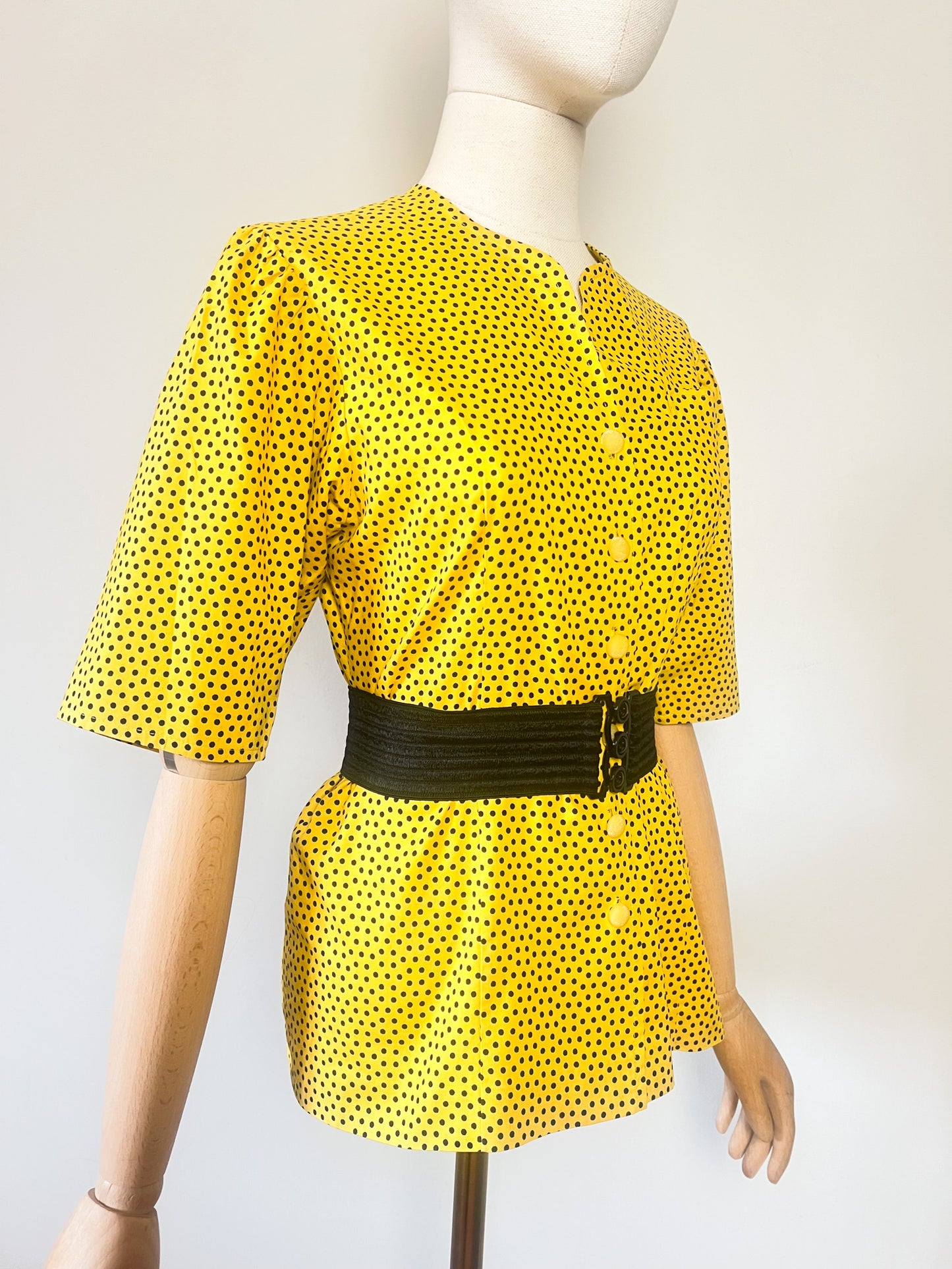 Blouse Vintage Années 80 Jaune "Sunny" à Pois Noirs - Coupe Cintrée boutonnée - T36/38