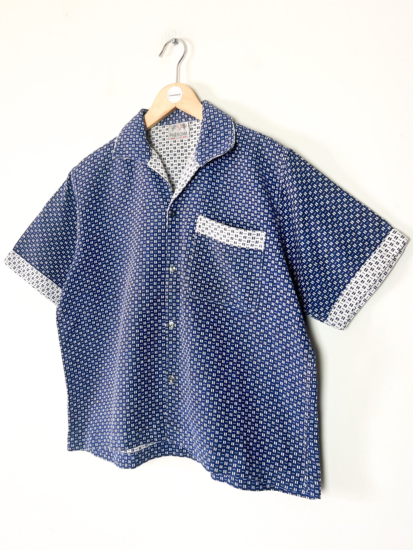 Chemise manches courtes Vintage Années 80 – Coupe Boxy - 100% Coton Épais Motifs graphique Bleu & Crème - Unisexe -T. M