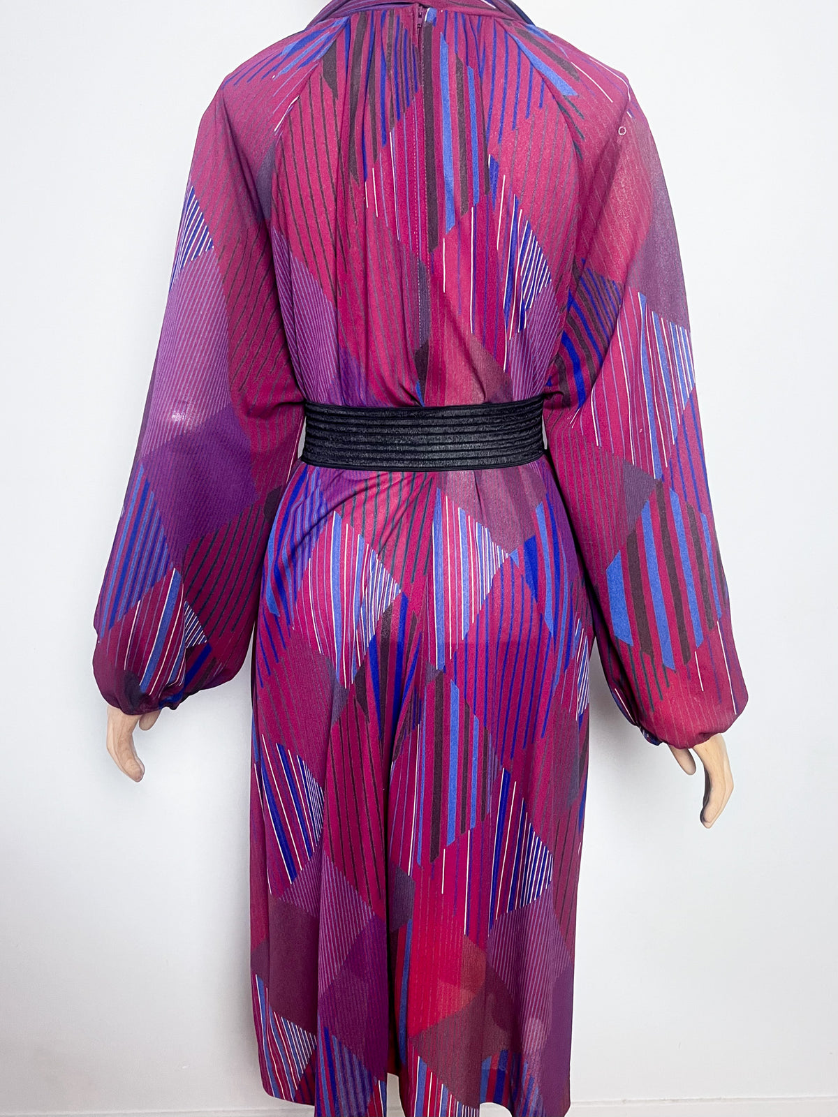 Robe transparente voile vintage 70s imprimé géométrique — Col à pans nouables Taille Unique (38 au 44)