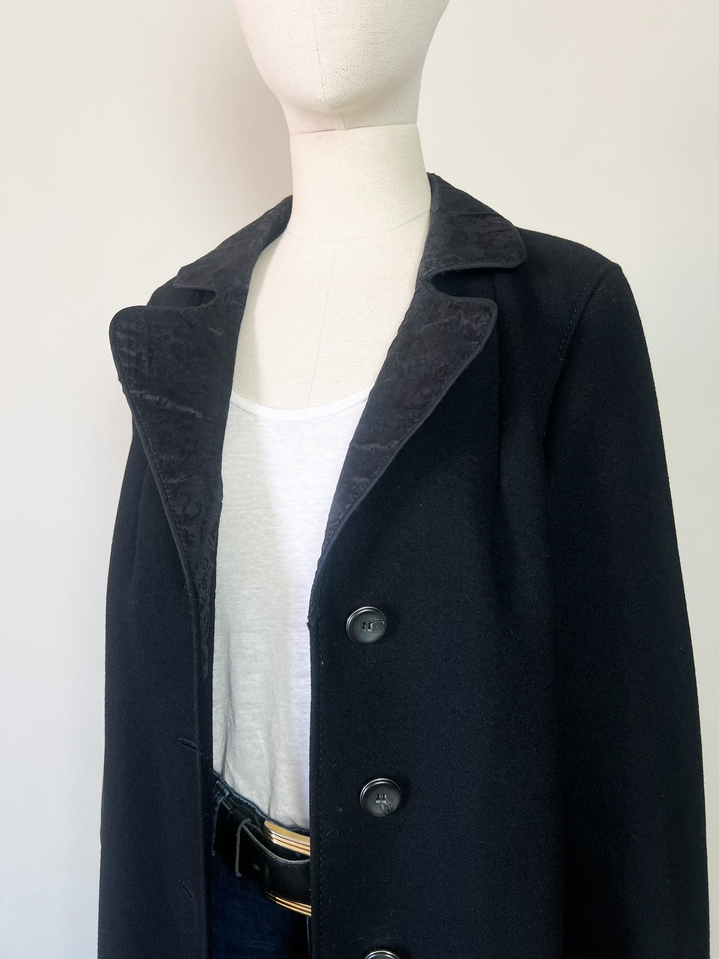 Manteau Vintage Années 60 noir - 100% Pure Laine Vierge - Détails Couture - Paris Chic T40/42