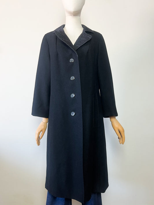 Manteau Vintage Années 60 noir - 100% Pure Laine Vierge - Détails Couture - Paris Chic T40/42