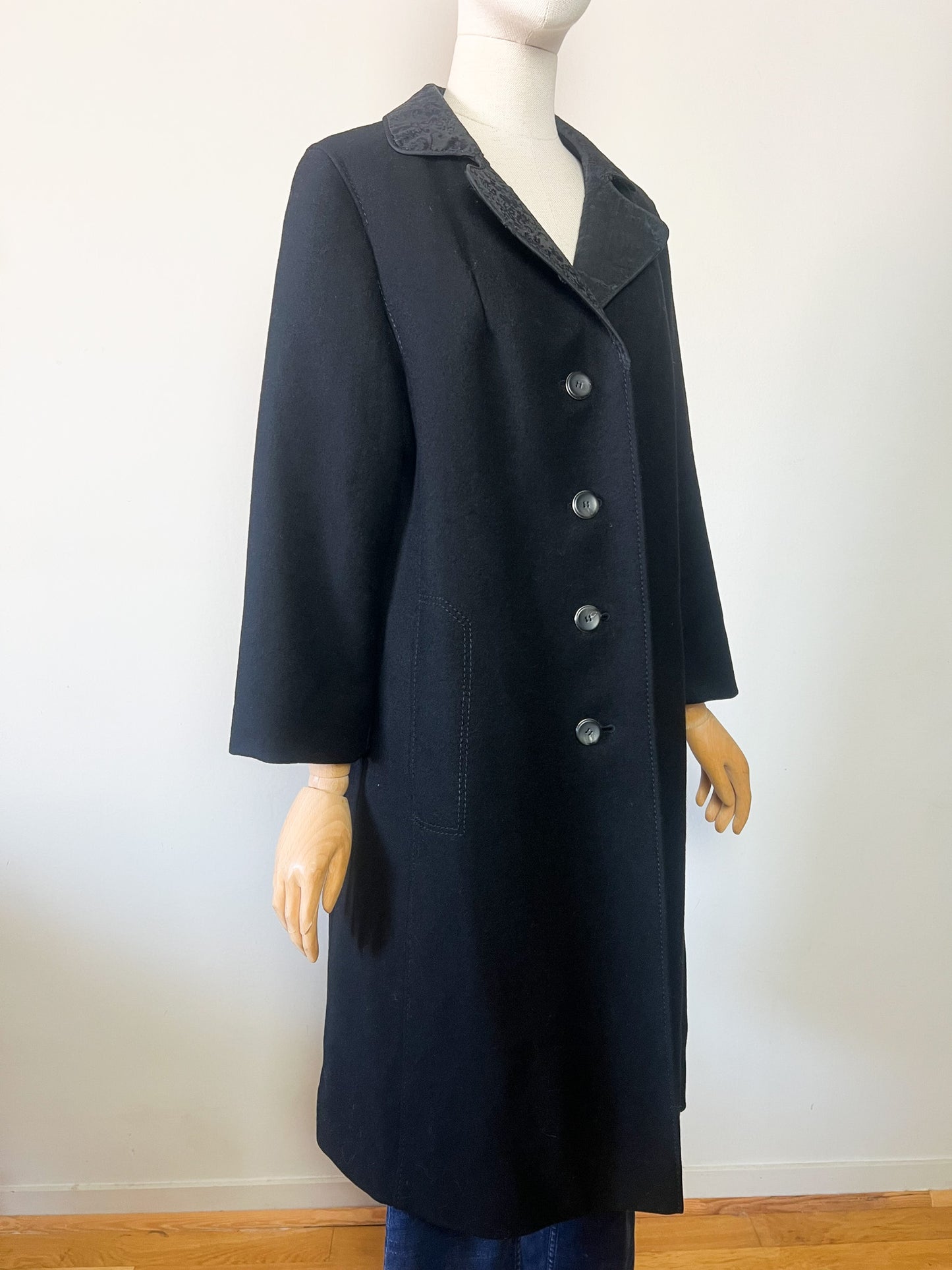 Manteau Vintage Années 60 noir - 100% Pure Laine Vierge - Détails Couture - Paris Chic T40/42