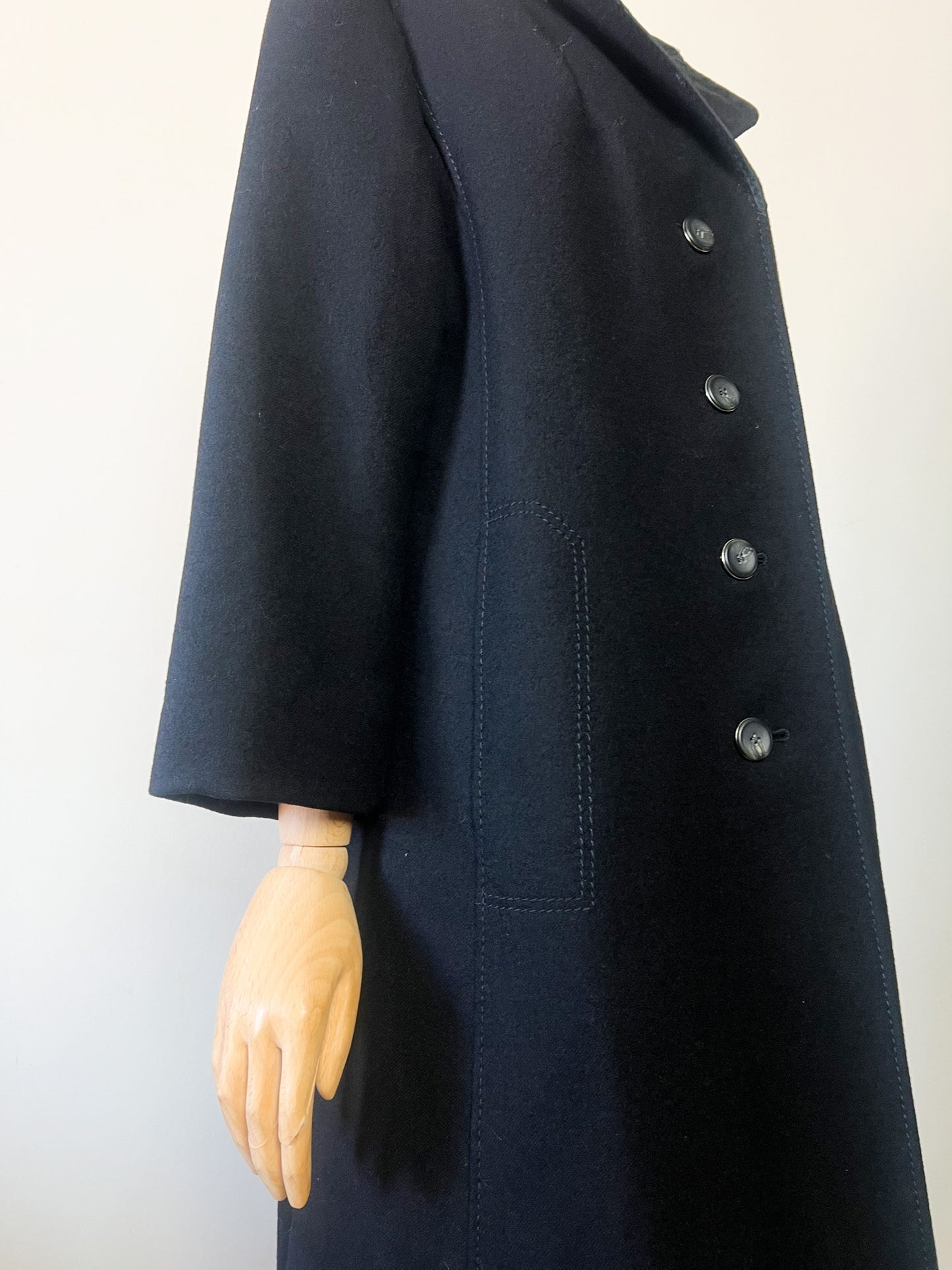 Manteau Vintage Années 60 noir - 100% Pure Laine Vierge - Détails Couture - Paris Chic T40/42