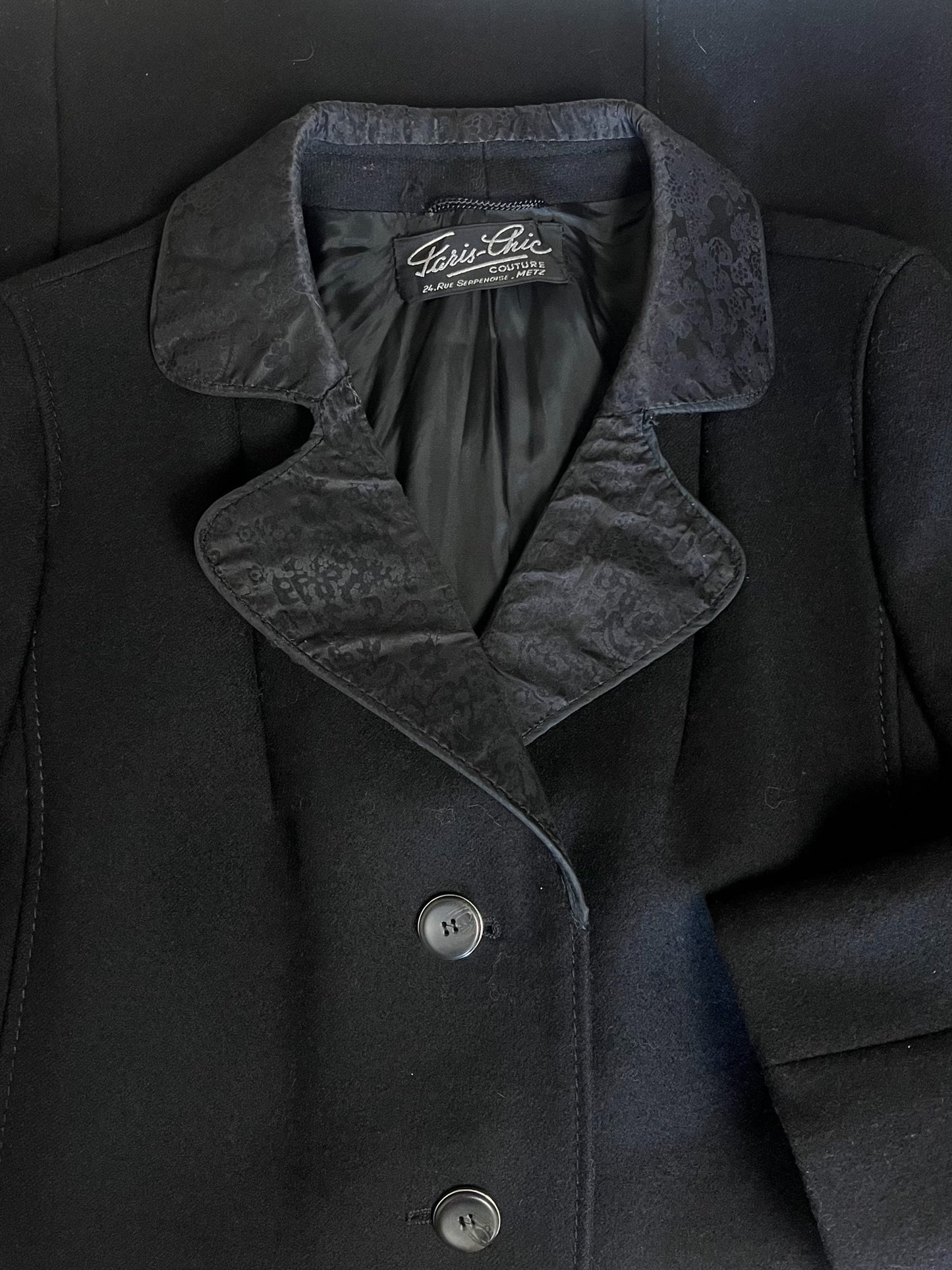 Manteau Vintage Années 60 noir - 100% Pure Laine Vierge - Détails Couture - Paris Chic T40/42