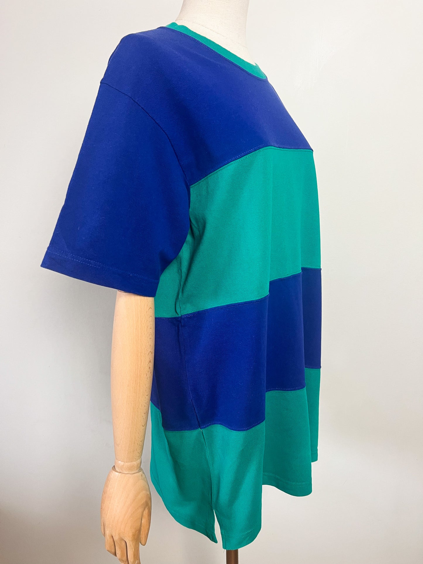 T-shirt Vintage Années 90 - Coton Piqué Rayé Bleu & Vert - Coupe Ample – Energie - Unisexe T. M/L