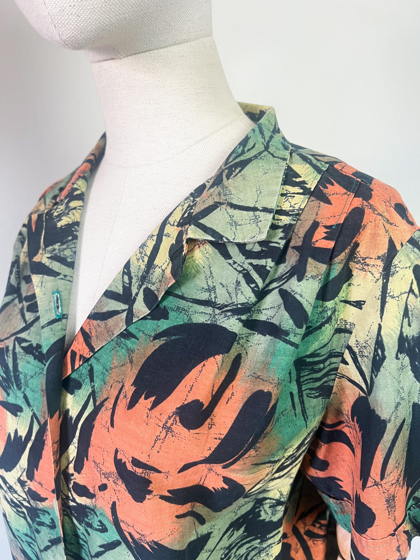 Chemise Vintage Années 90 Graphique - Vert, Marron & Noir - Coupe Ample & Plis Épaules - T. 40/42 (L/XL)