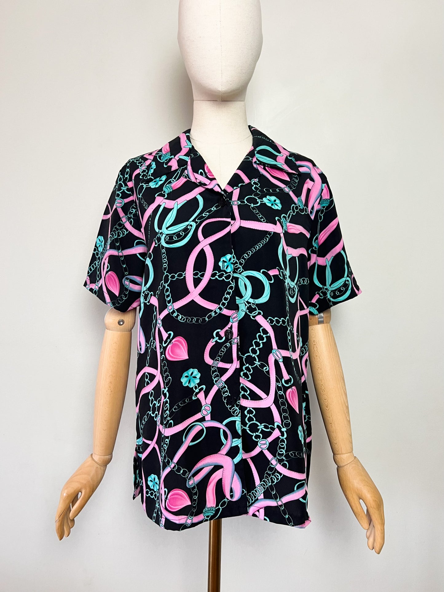 Chemise manches courtes Vintage Années 80 90– Imprimé Chaînes Foulard Rose & Turquoise – Taille 40