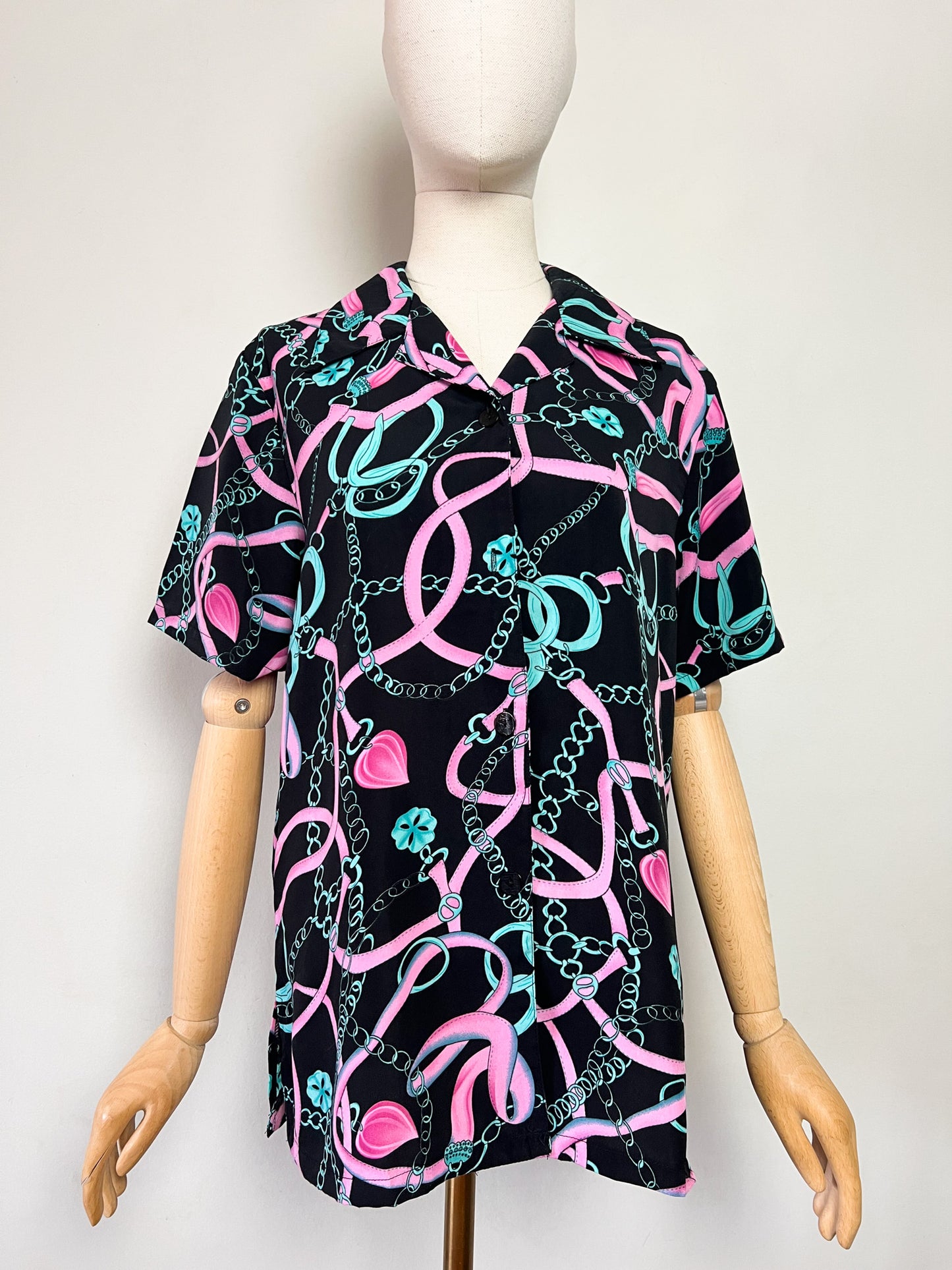 Chemise manches courtes Vintage Années 80 90– Imprimé Chaînes Foulard Rose & Turquoise – Taille 40