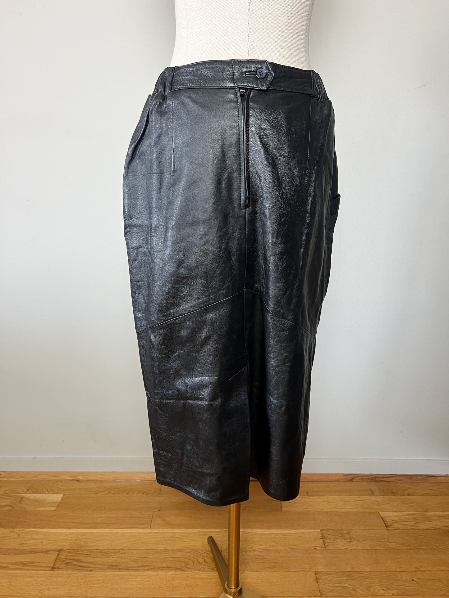Jupe Crayon Vintage en Cuir Noir - Empiècements Structurants & Poches - T. S/M (36/38)