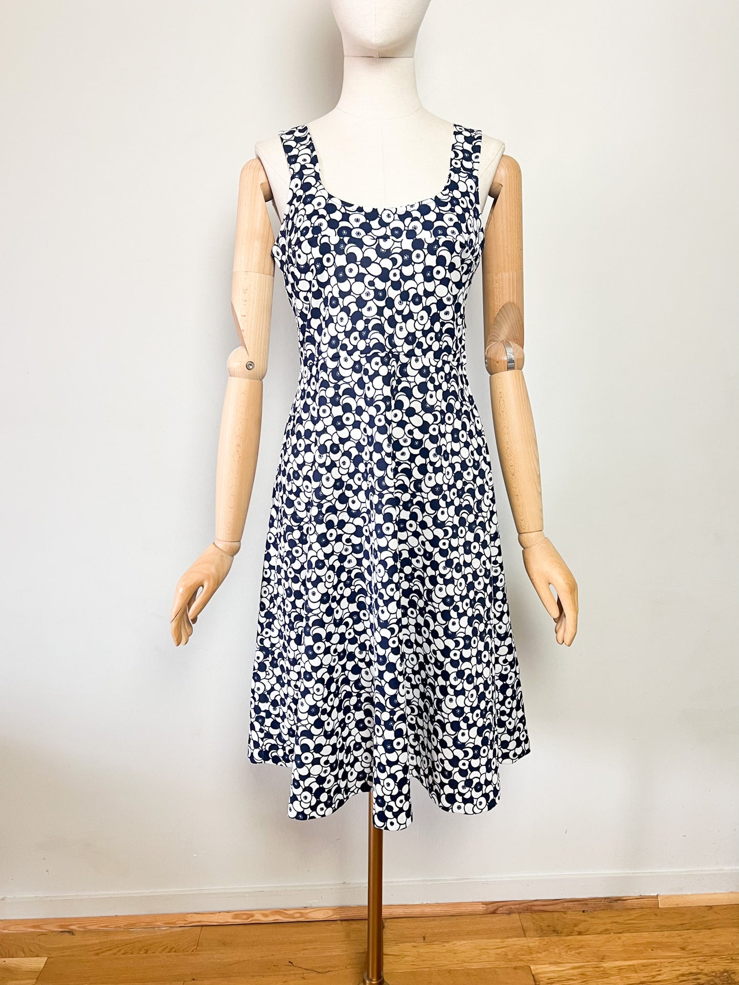 Robe Vintage Années 60/70 - Imprimé Graphique Marine & Crème - Coupe Trapèze - T.36