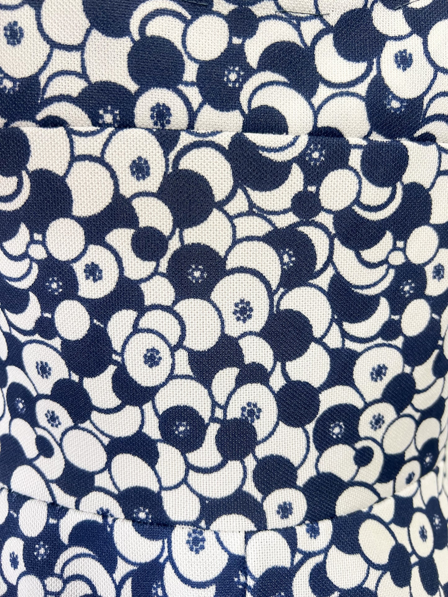 Robe Vintage Années 60/70 - Imprimé Graphique Marine & Crème - Coupe Trapèze - T.36