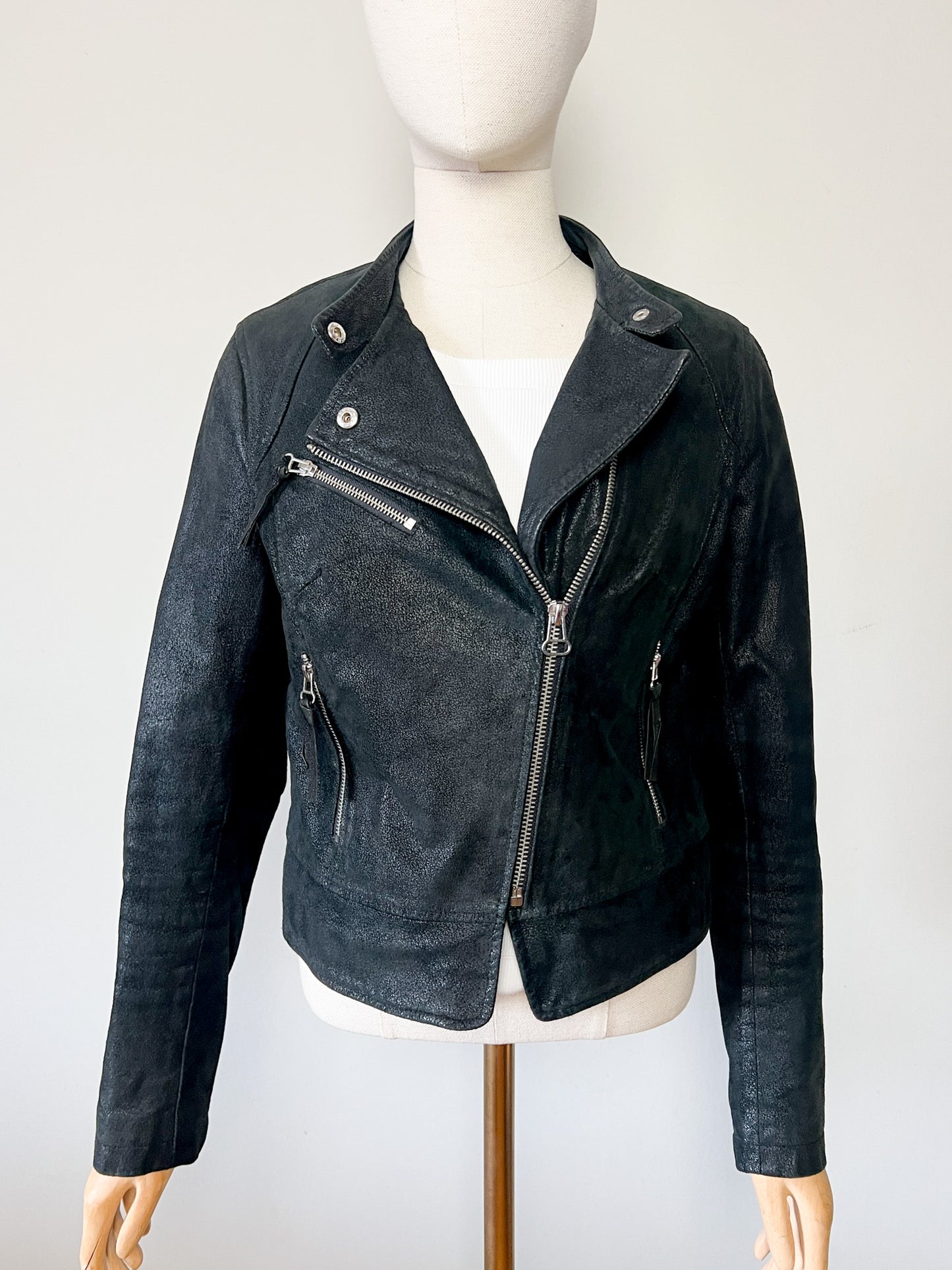 Perfecto en Cuir Véritable Noir Irisé - Coupe Cintrée & Courte - T. 40 (L)