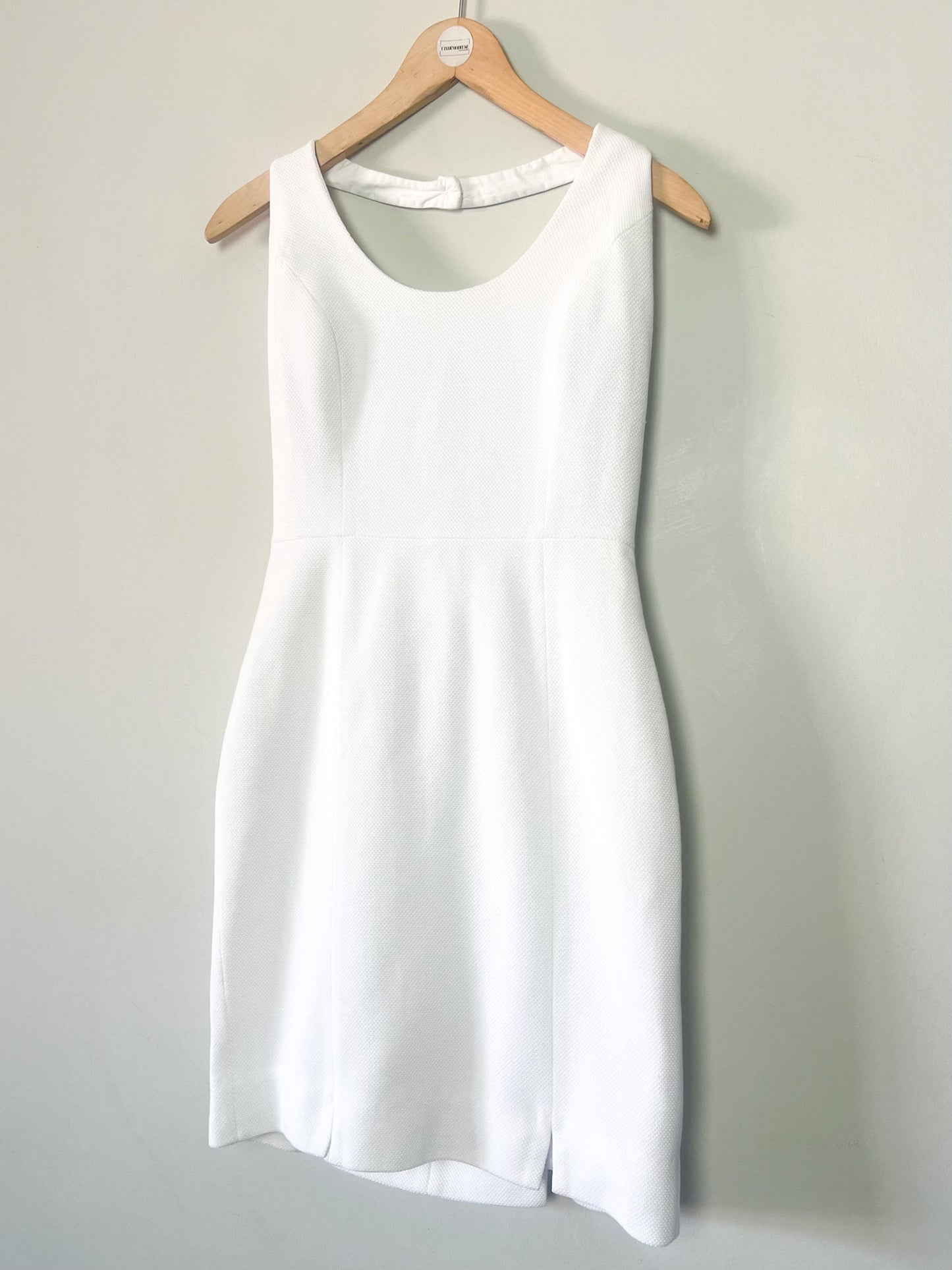 Robe Vintage Années 80/90- Dos Nu Croisé - Piqué de Coton Blanc - Cacharel Couture _T. 36