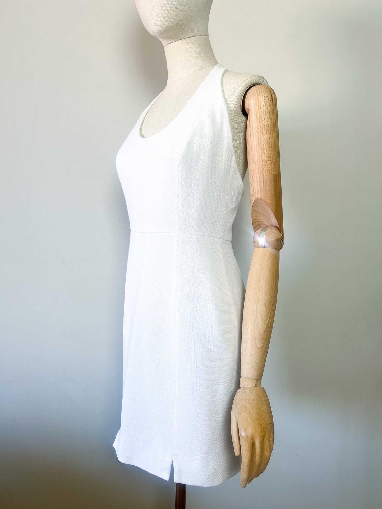 Robe Vintage Années 80/90- Dos Nu Croisé - Piqué de Coton Blanc - Cacharel Couture _T. 36