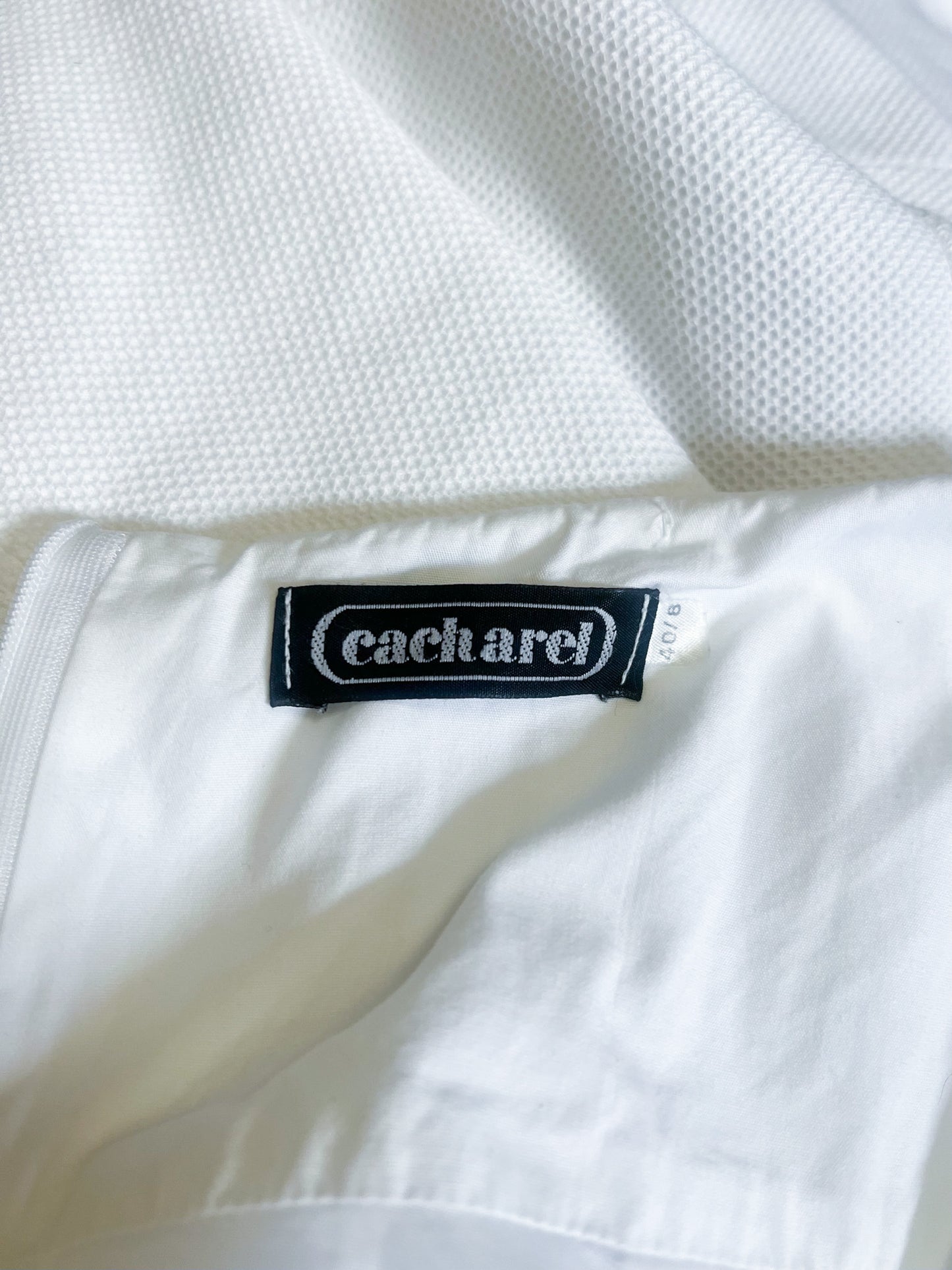 Robe Vintage Années 80/90- Dos Nu Croisé - Piqué de Coton Blanc - Cacharel Couture _T. 36