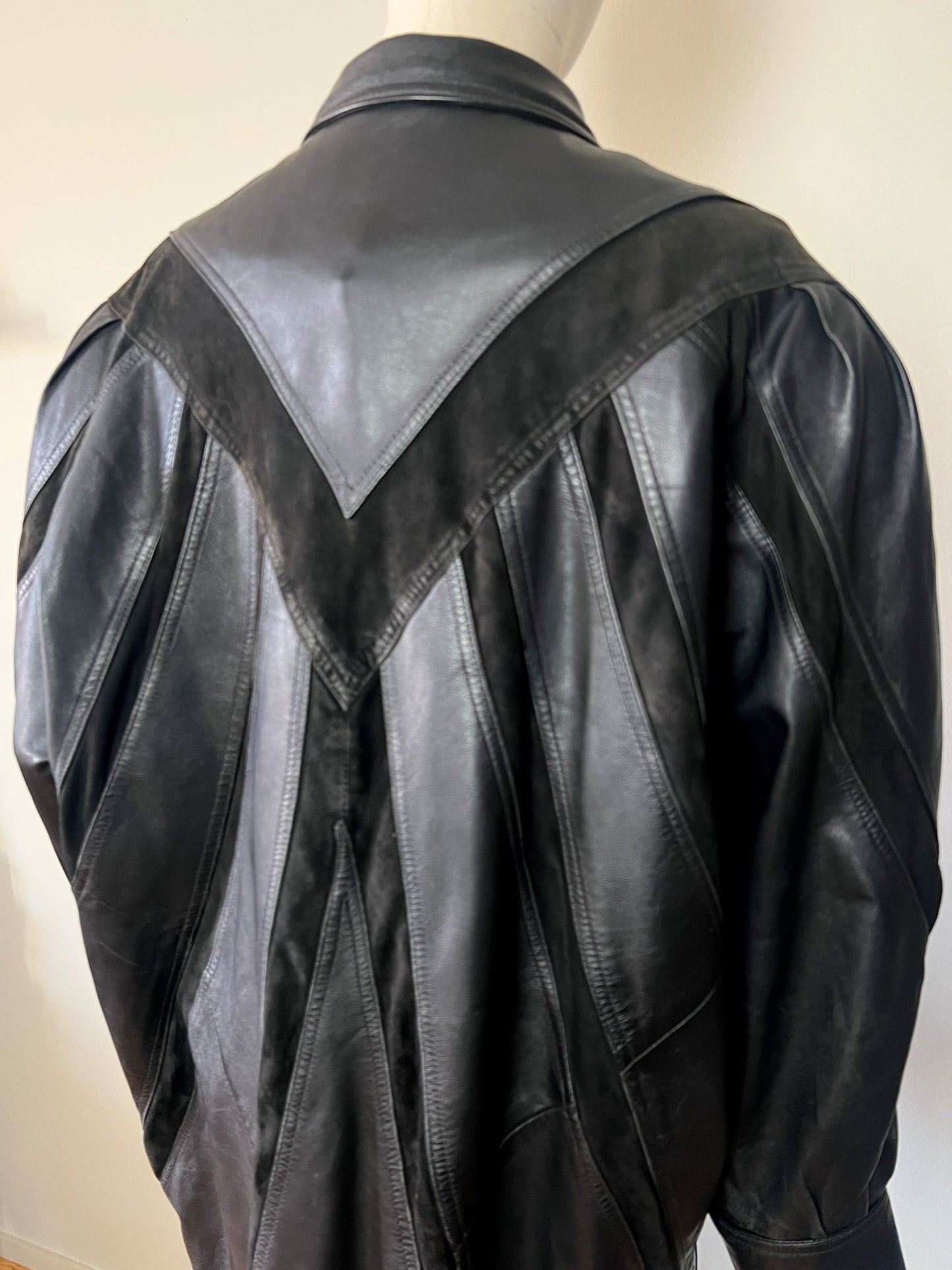 Manteau Blouson Cuir Noir Vintage Années 80/90 - Coupe Oversize - Taille 42