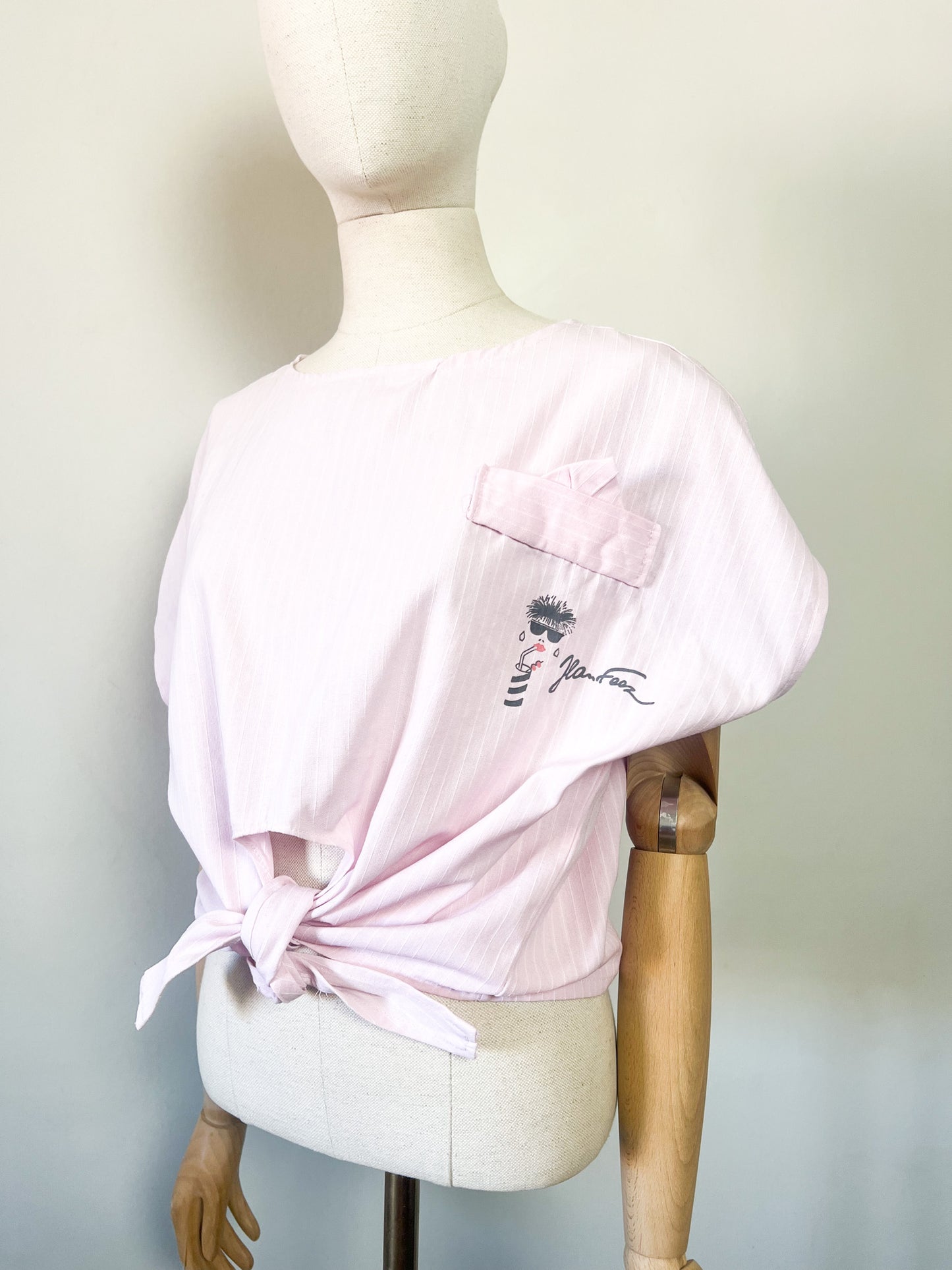 Blouse Cropped Vintage Années 80 Rose à Rayures– Nœud Devant – Jean Feez – T36 à 40