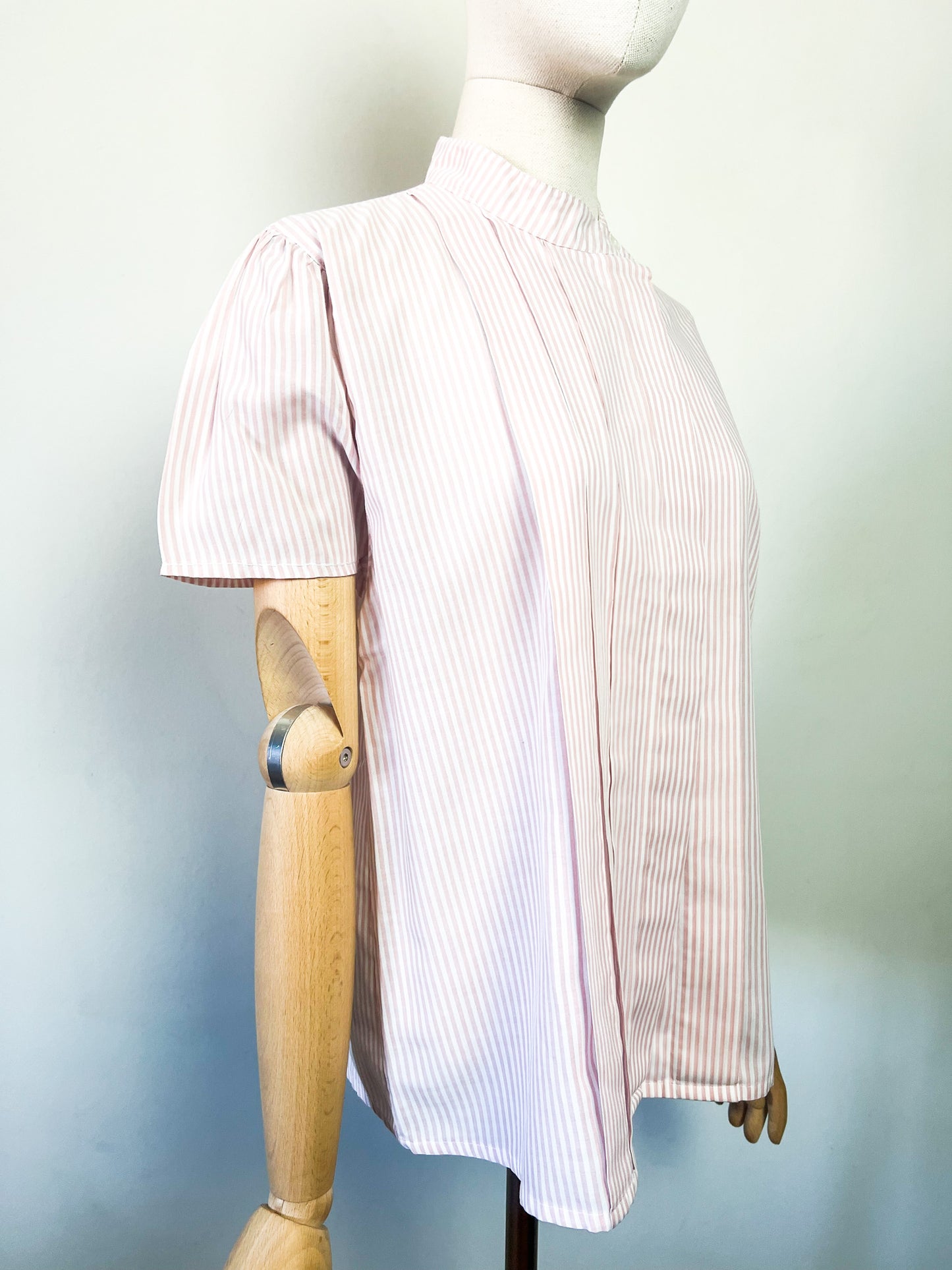 Chemise Manches courtes Vintage Années 80 Rayures Rose & Blanche – Col Montant – Betty Barclay – Taille 38/40