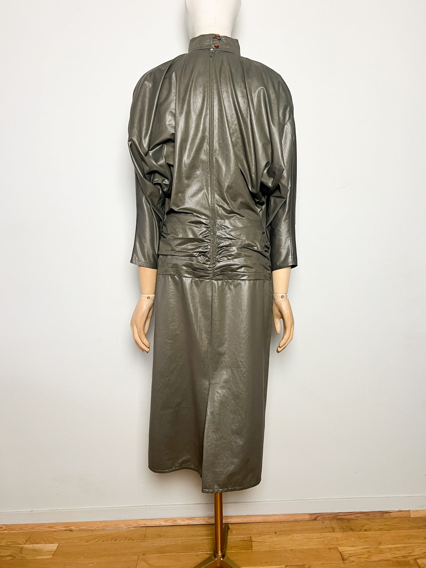 Robe Vintage Kaki Années 80 - Manches Chauve-souris, Broderie Strass - T. 36