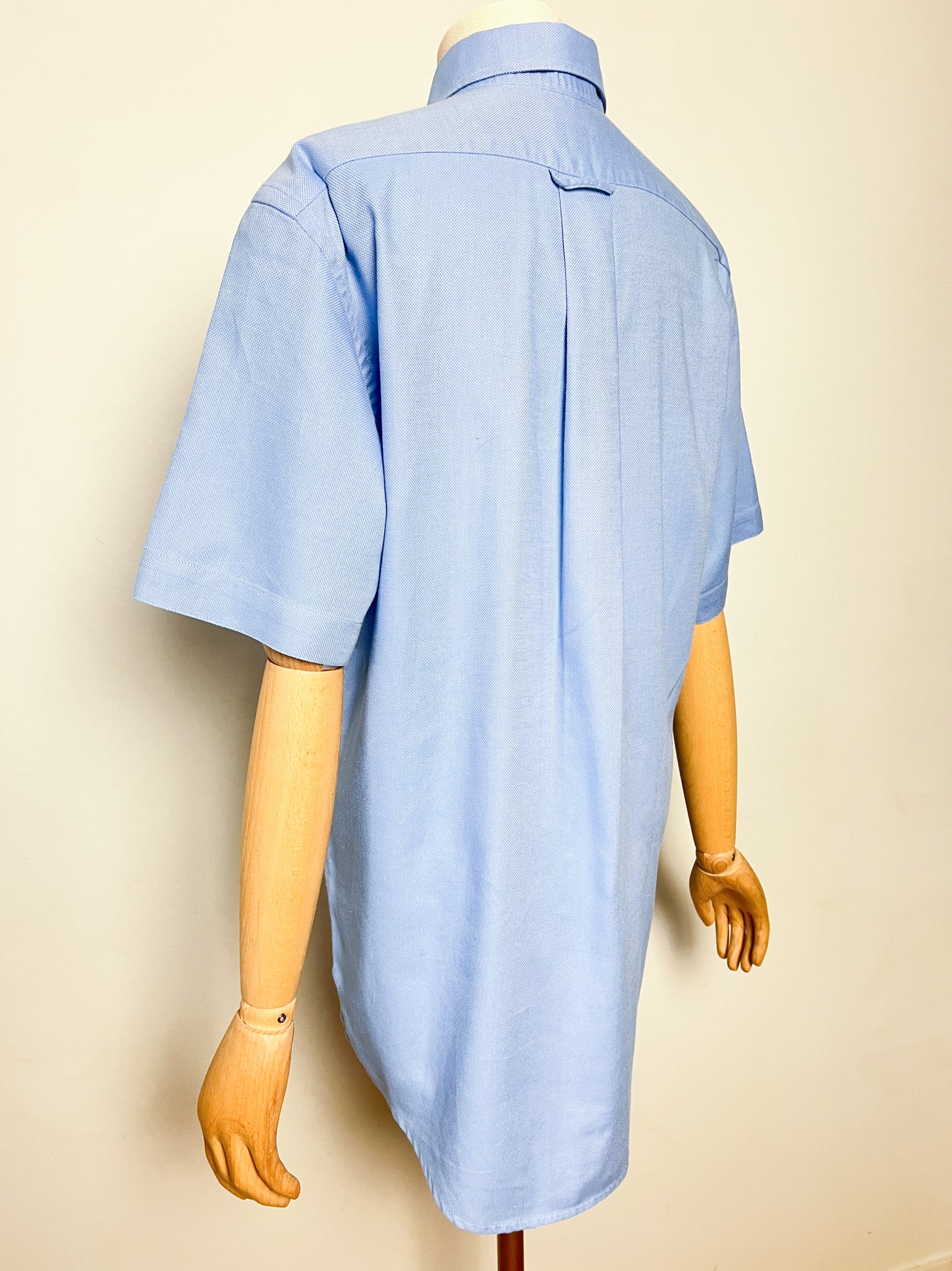 Chemise Vintage Lacoste Bleu Ciel – 100% Coton – Coupe Homme/Unisexe – Taille 38 (S/M)