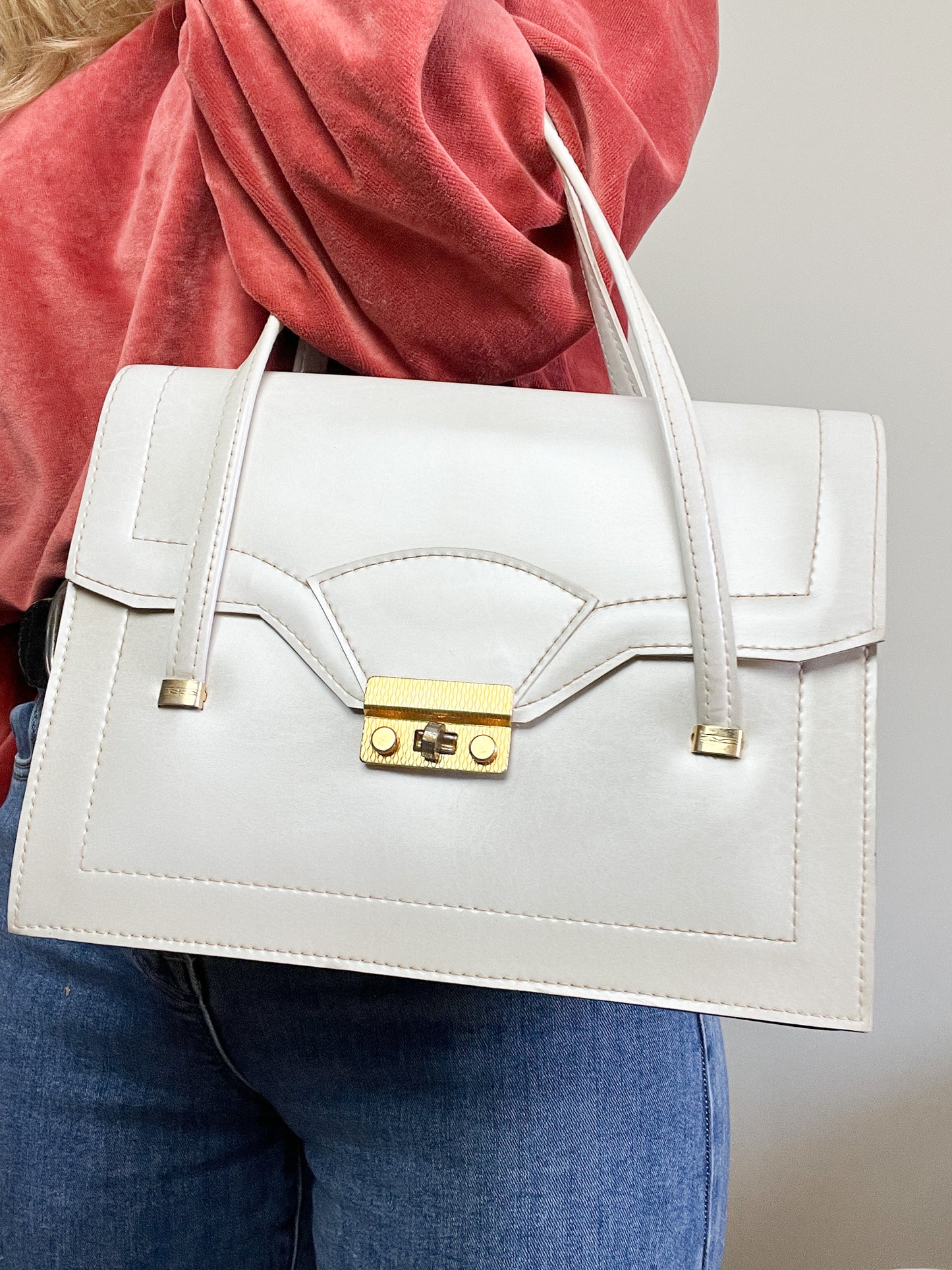 Sac Rigide Vintage Cuir Blanc Crème - 3 Soufflets Intérieurs - Fermoir Doré