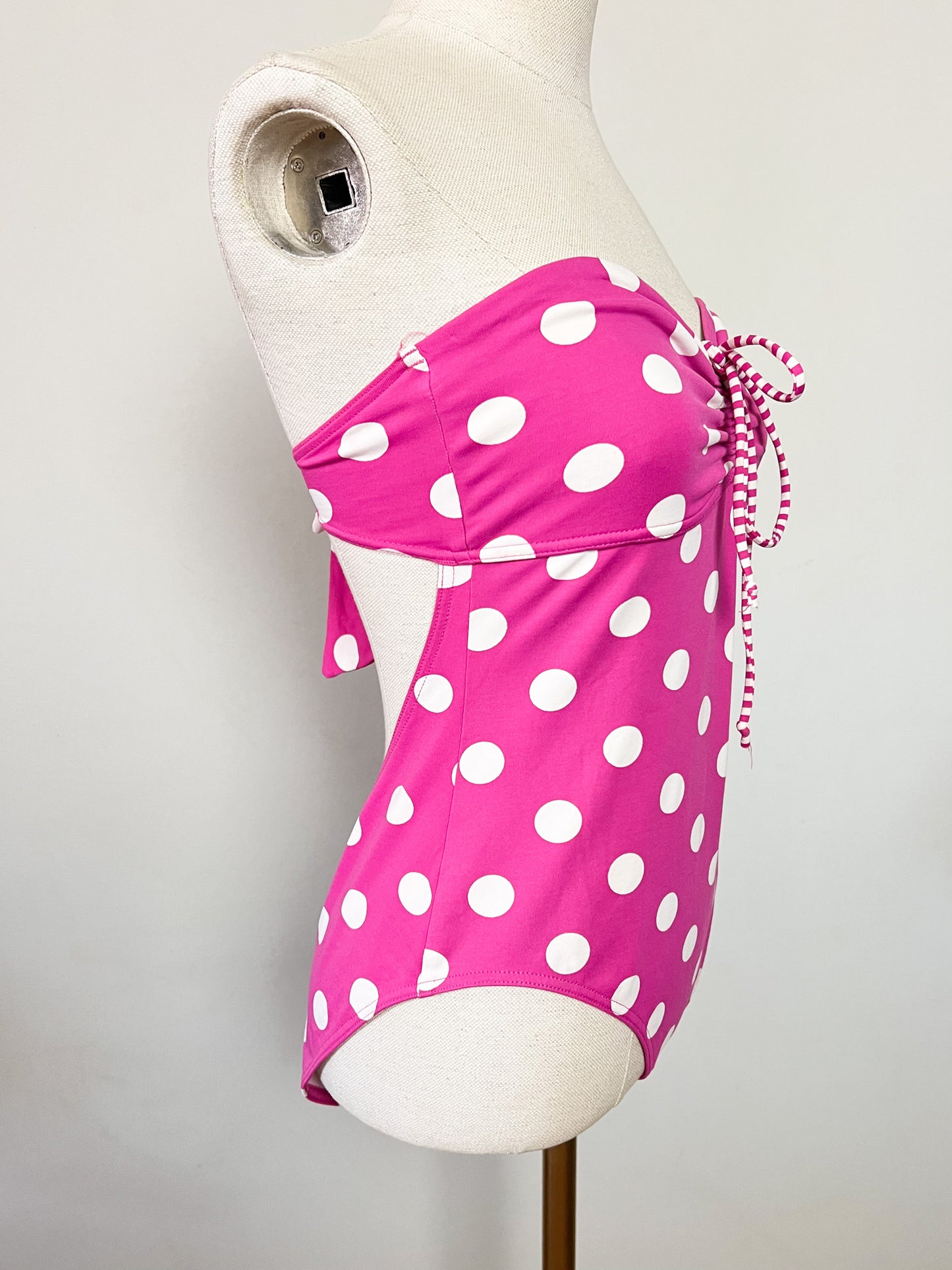 Maillot de Bain 1 Pièce Banana Moon – Rose Fuchsia à Pois – Look Rétro Pin-up – Taille 40