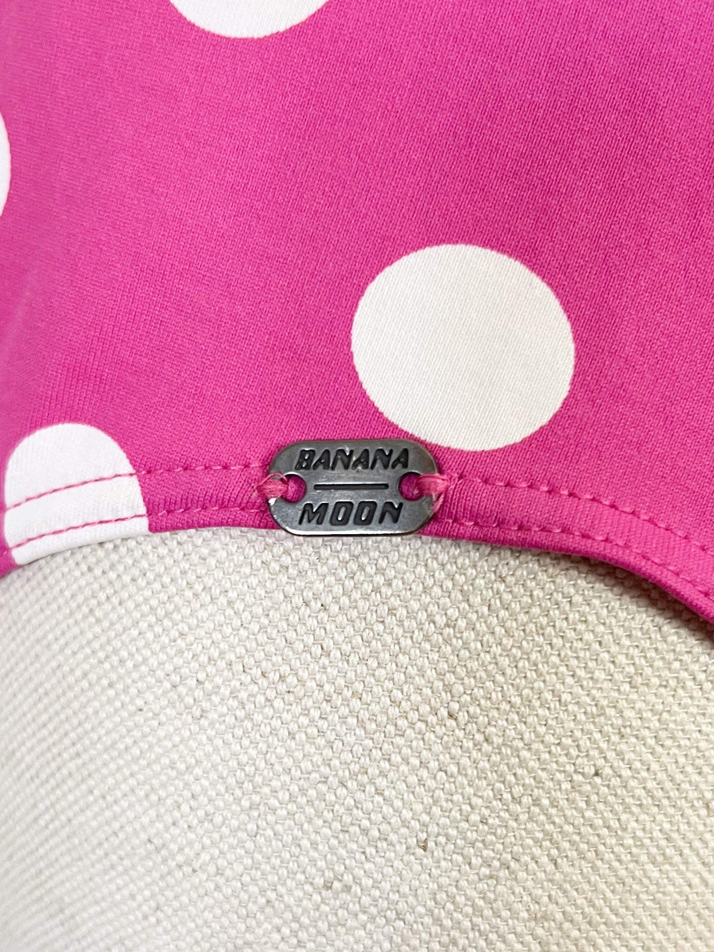 Maillot de Bain 1 Pièce Banana Moon – Rose Fuchsia à Pois – Look Rétro Pin-up – Taille 40