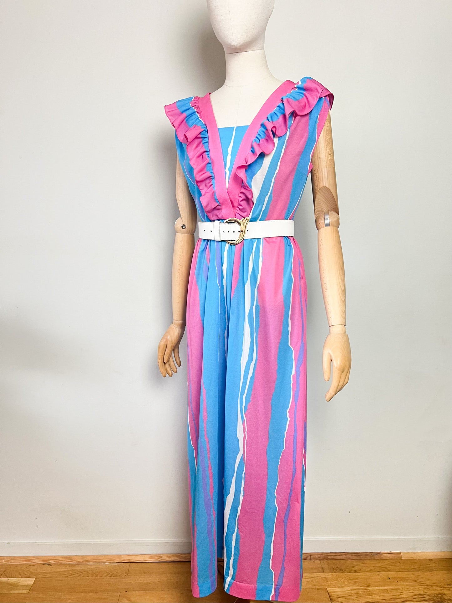 Maxi Robe Vintage Années 70 à Volants Bleue et Rose– Imprimé Abstrait – Taille 40/42 (L)